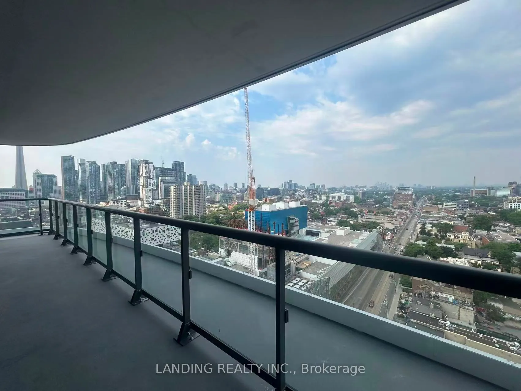 280 Dundas Street W, #1910