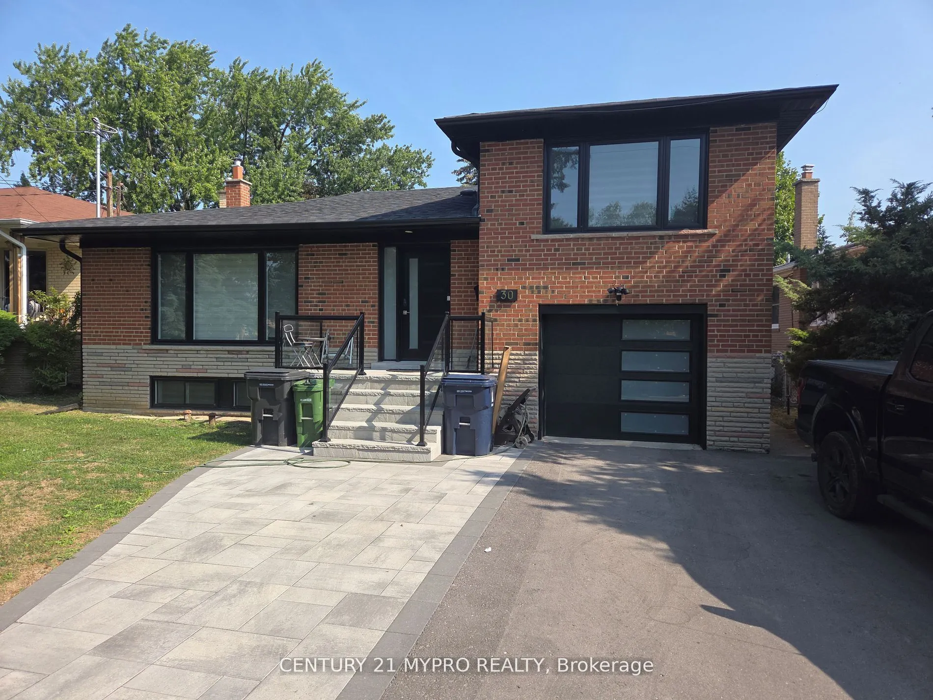 30 Cavotti Crescent