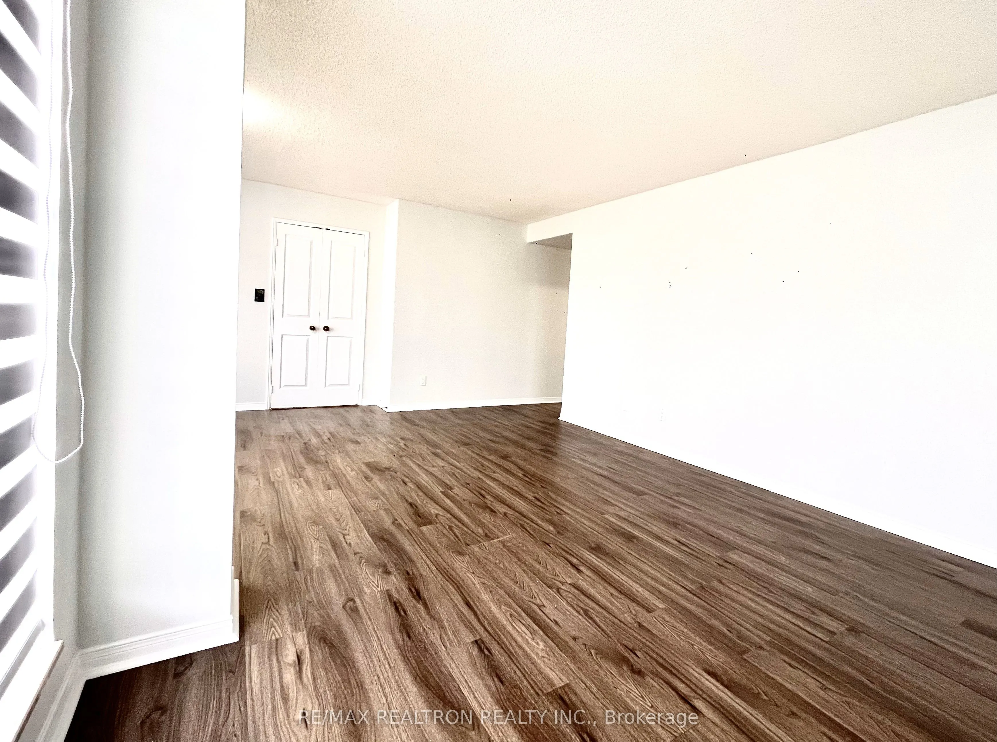 18 Hollywood Avenue N, #407