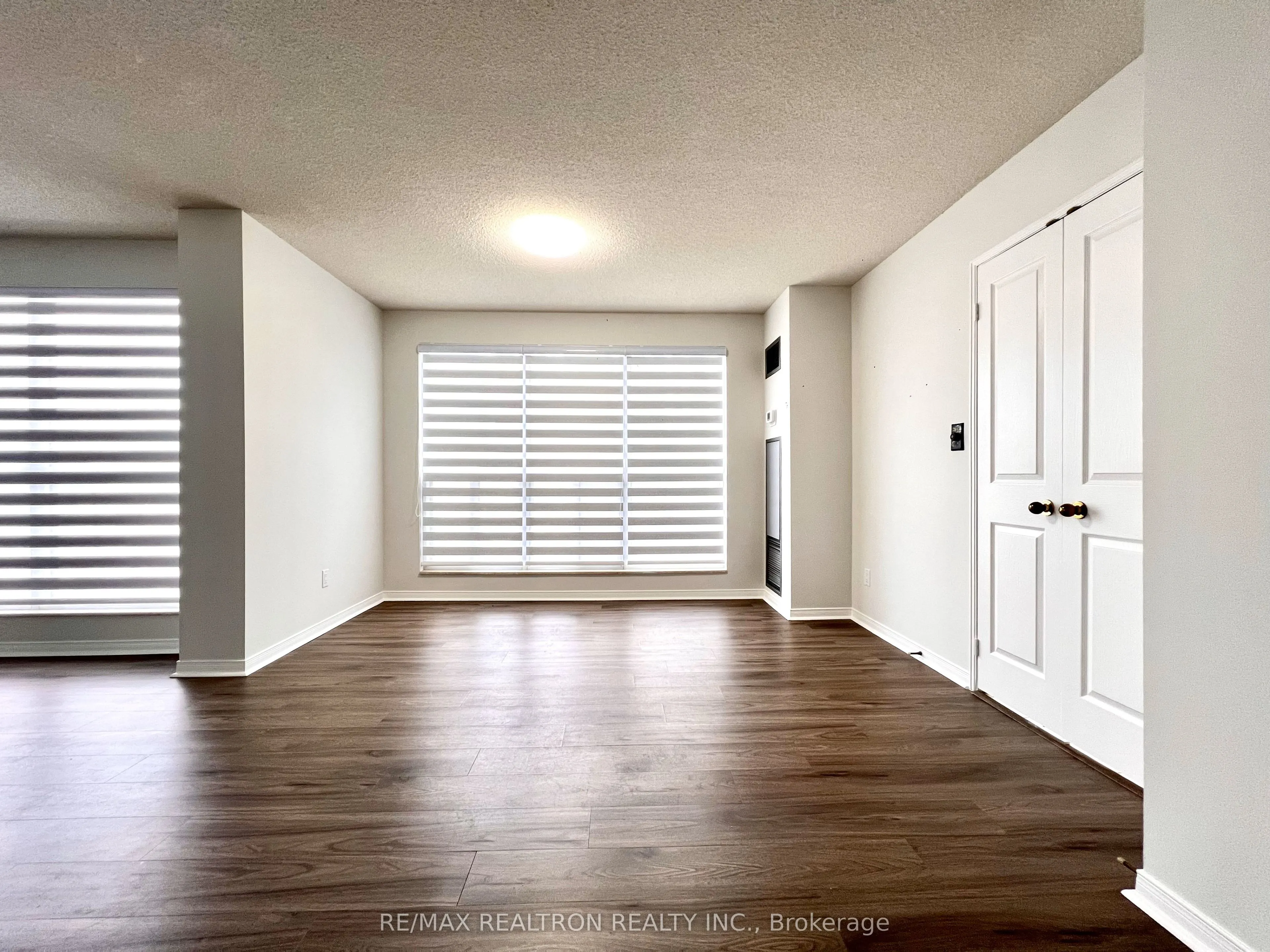 18 Hollywood Avenue N, #407