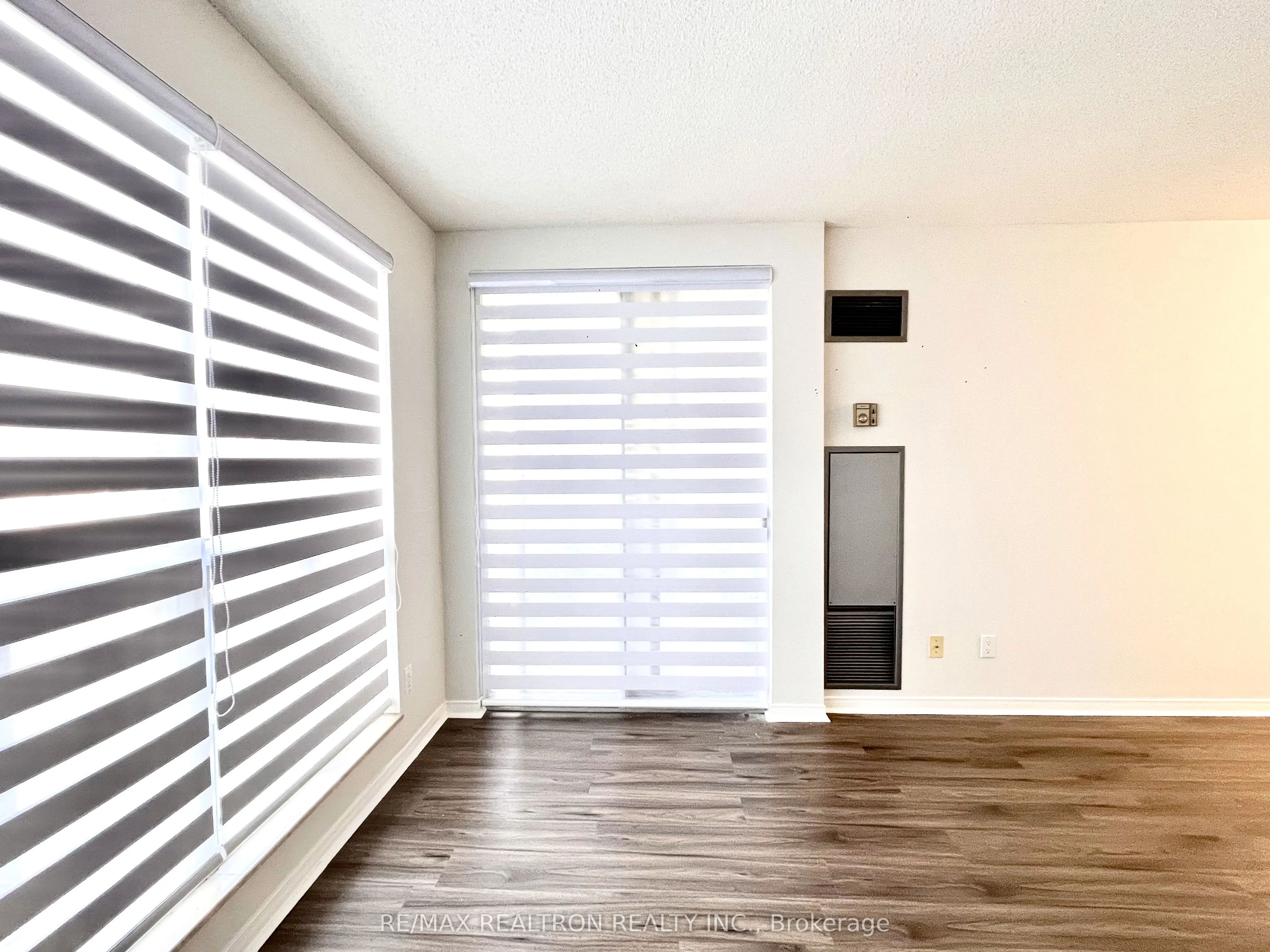 18 Hollywood Avenue N, #407