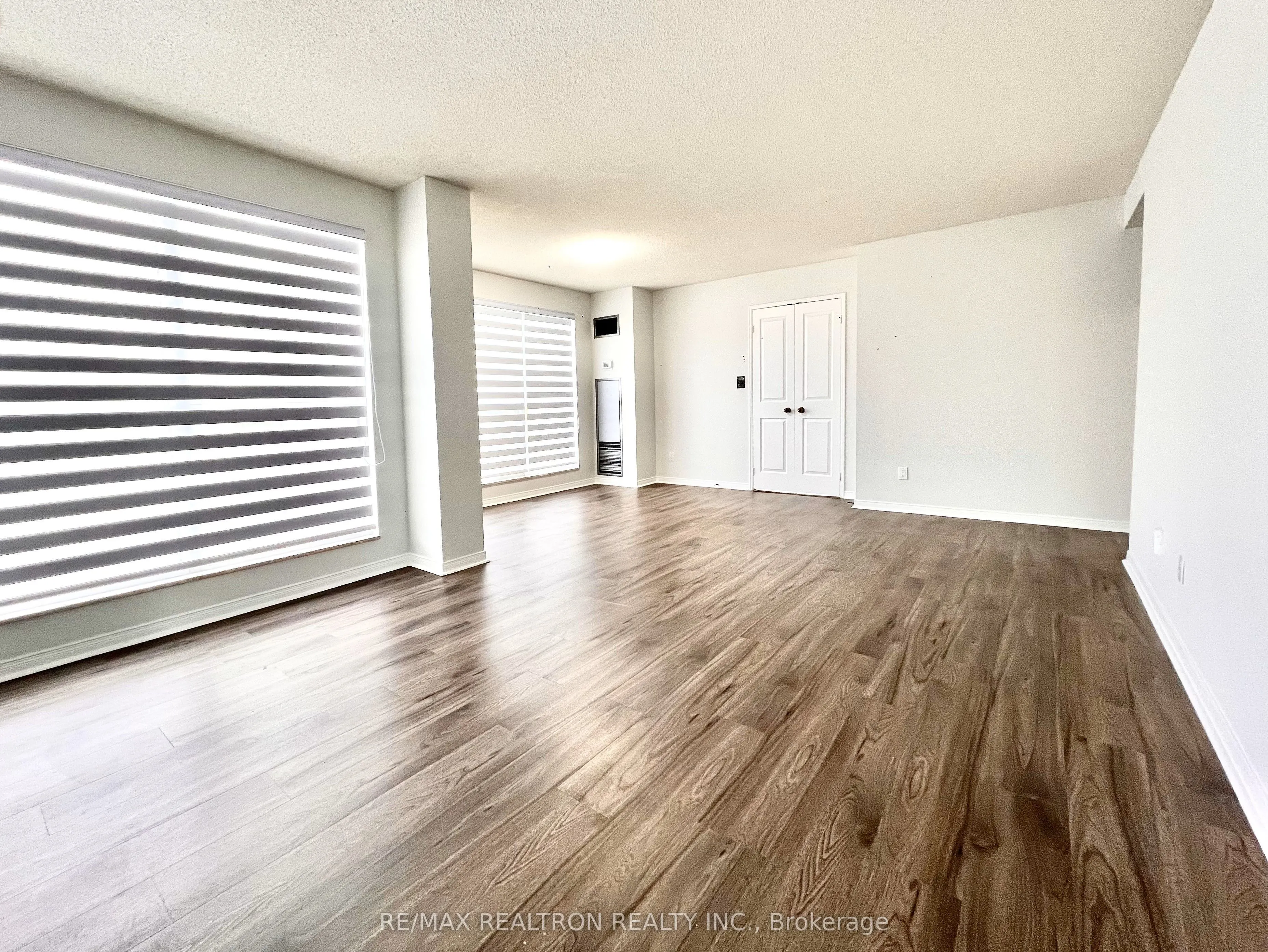 18 Hollywood Avenue N, #407