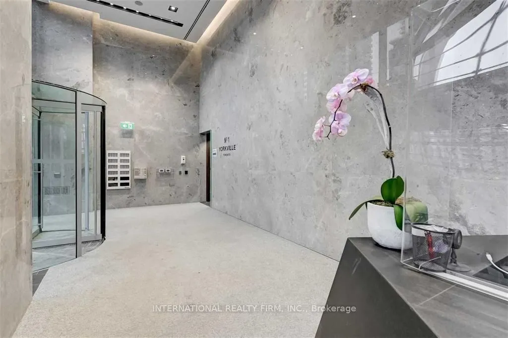 1 Yorkville Avenue, #5409