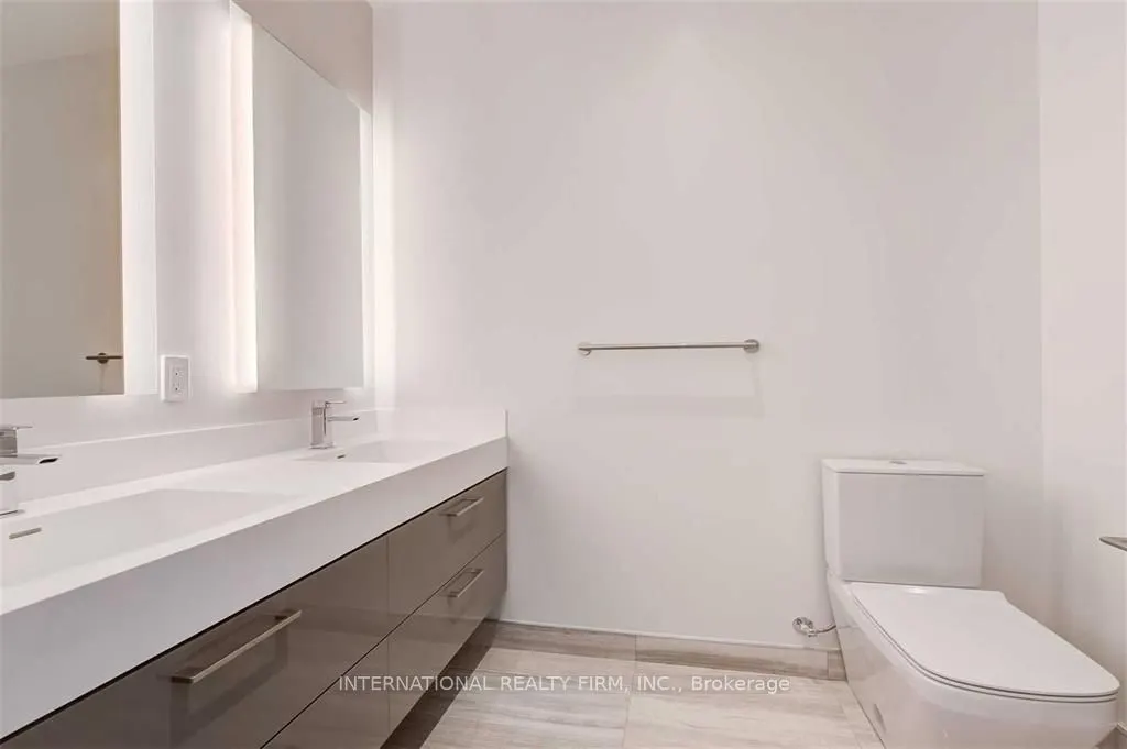1 Yorkville Avenue, #5409
