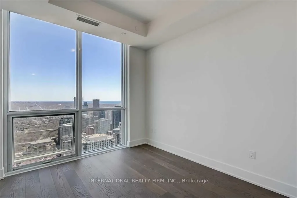 1 Yorkville Avenue, #5409