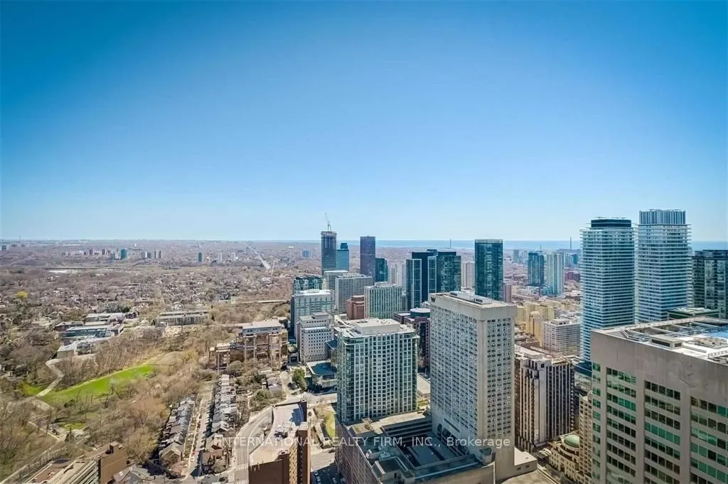1 Yorkville Avenue, #5409