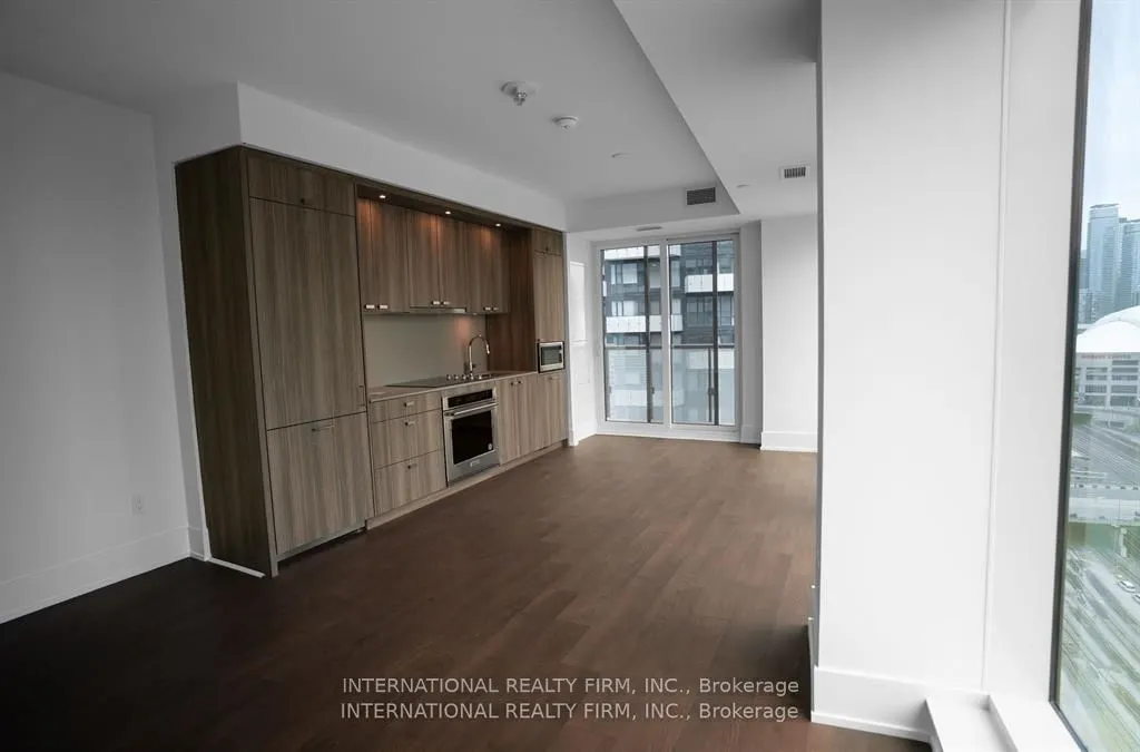 480 FRONT Street W, #1714