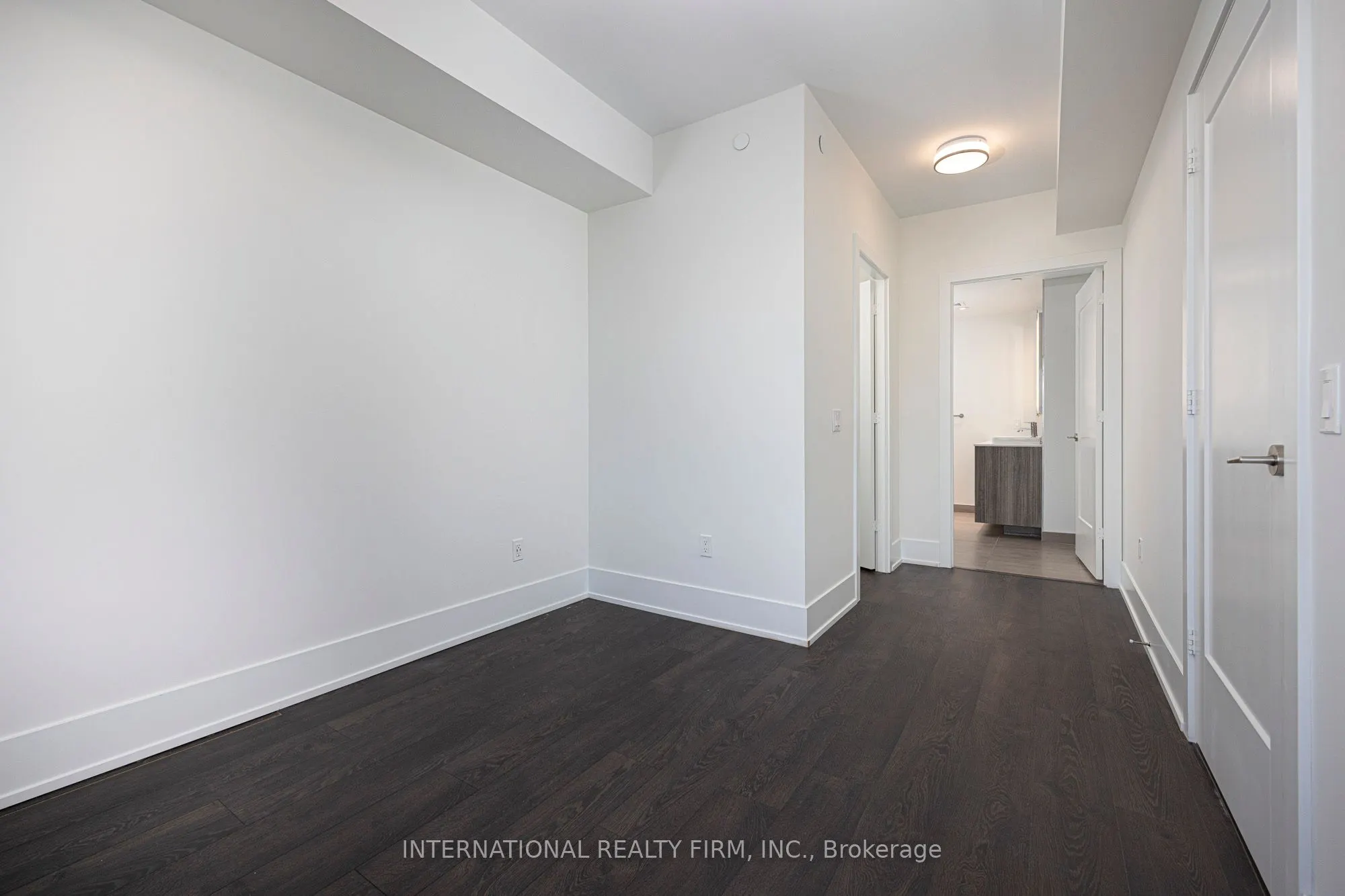 480 FRONT Street W, #1703