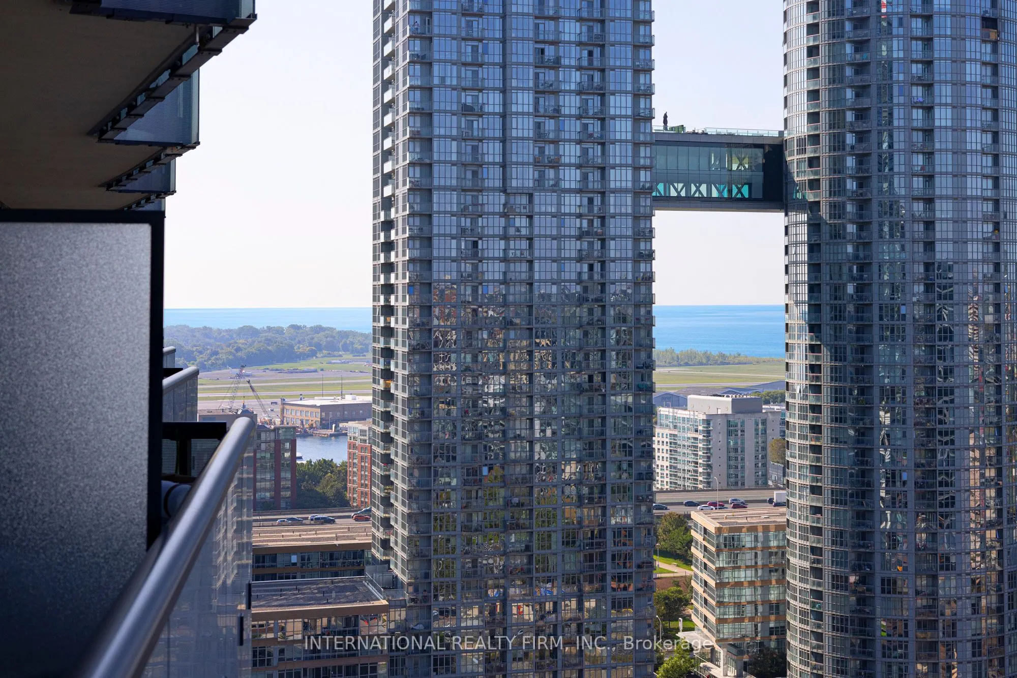 480 FRONT Street W, #1703