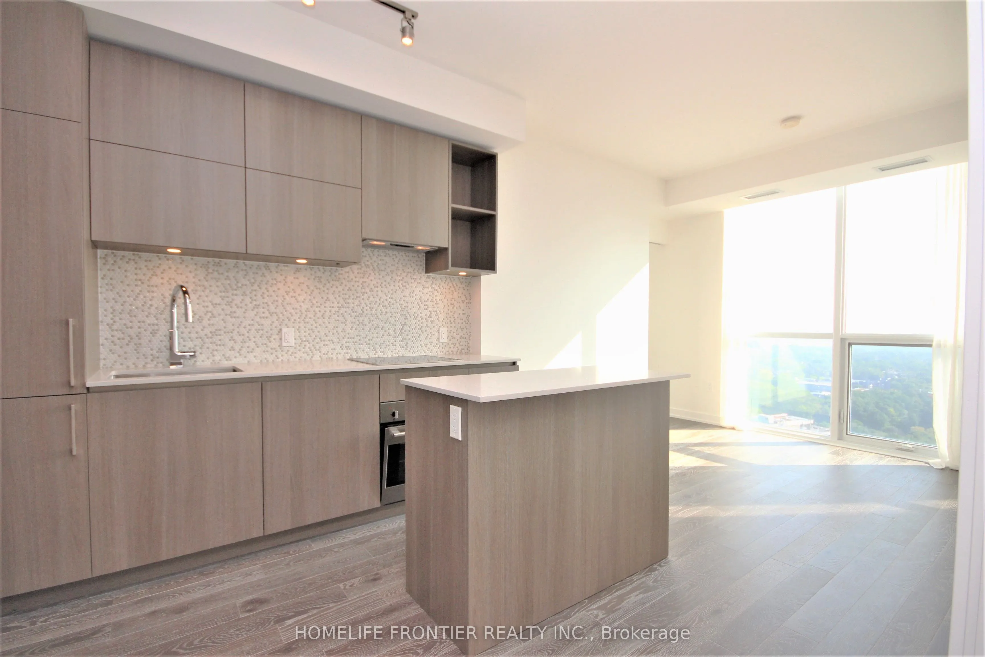 1 Yorkville Avenue, #2609