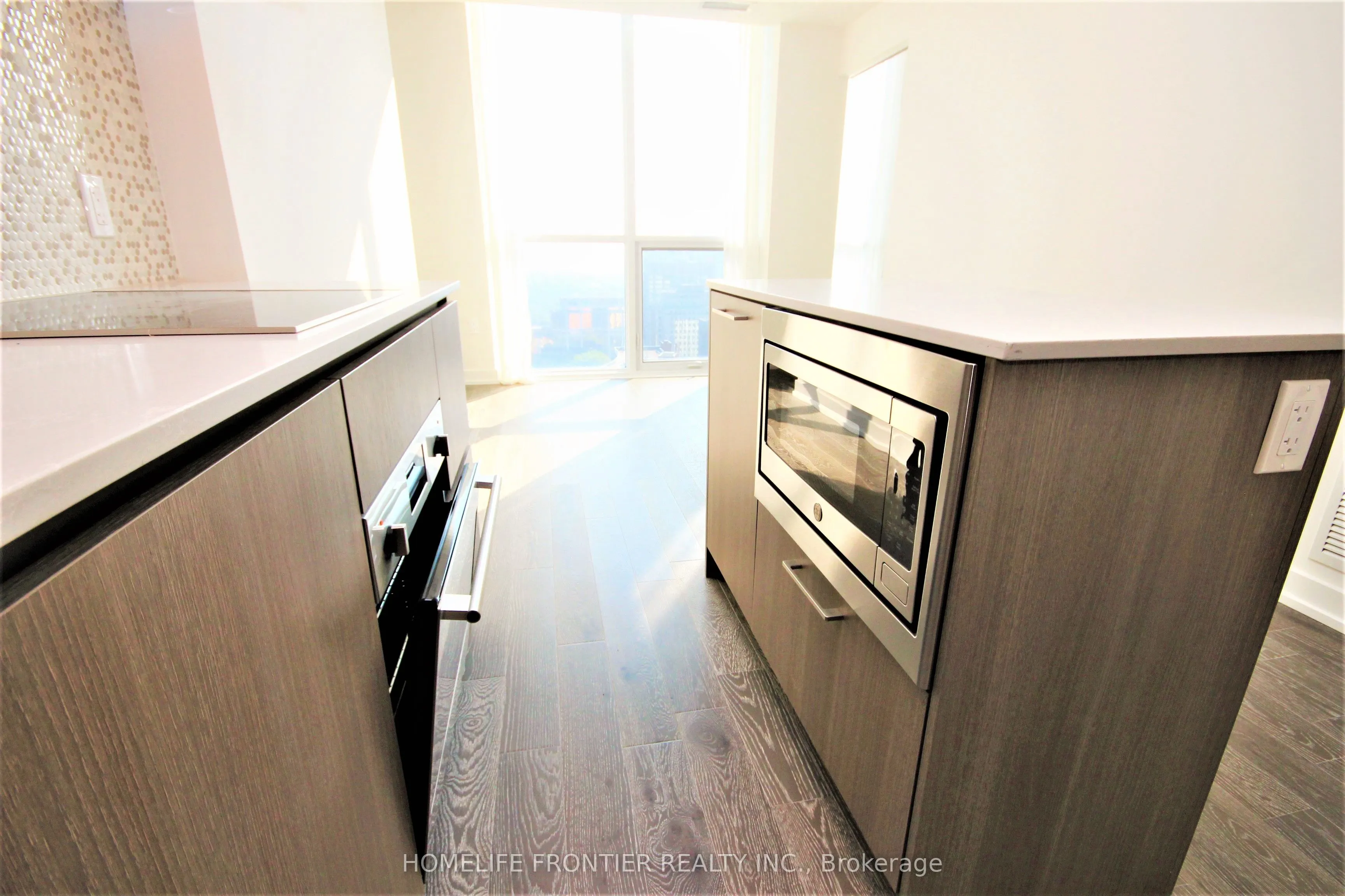 1 Yorkville Avenue, #2609
