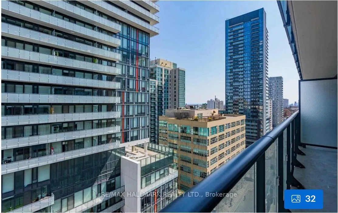 161 Roehampton Avenue, #1107