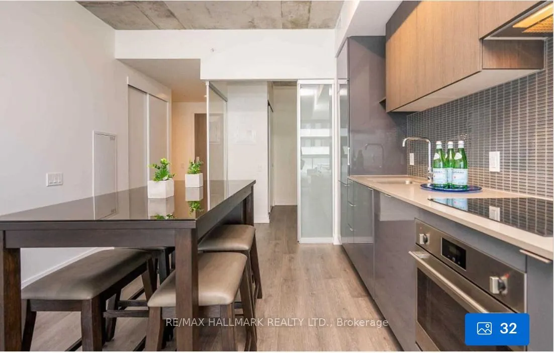 161 Roehampton Avenue, #1107
