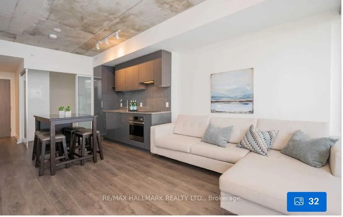 161 Roehampton Avenue, #1107