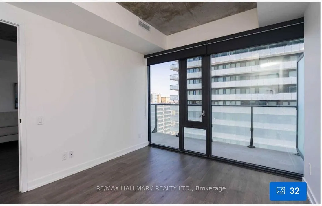 161 Roehampton Avenue, #1107