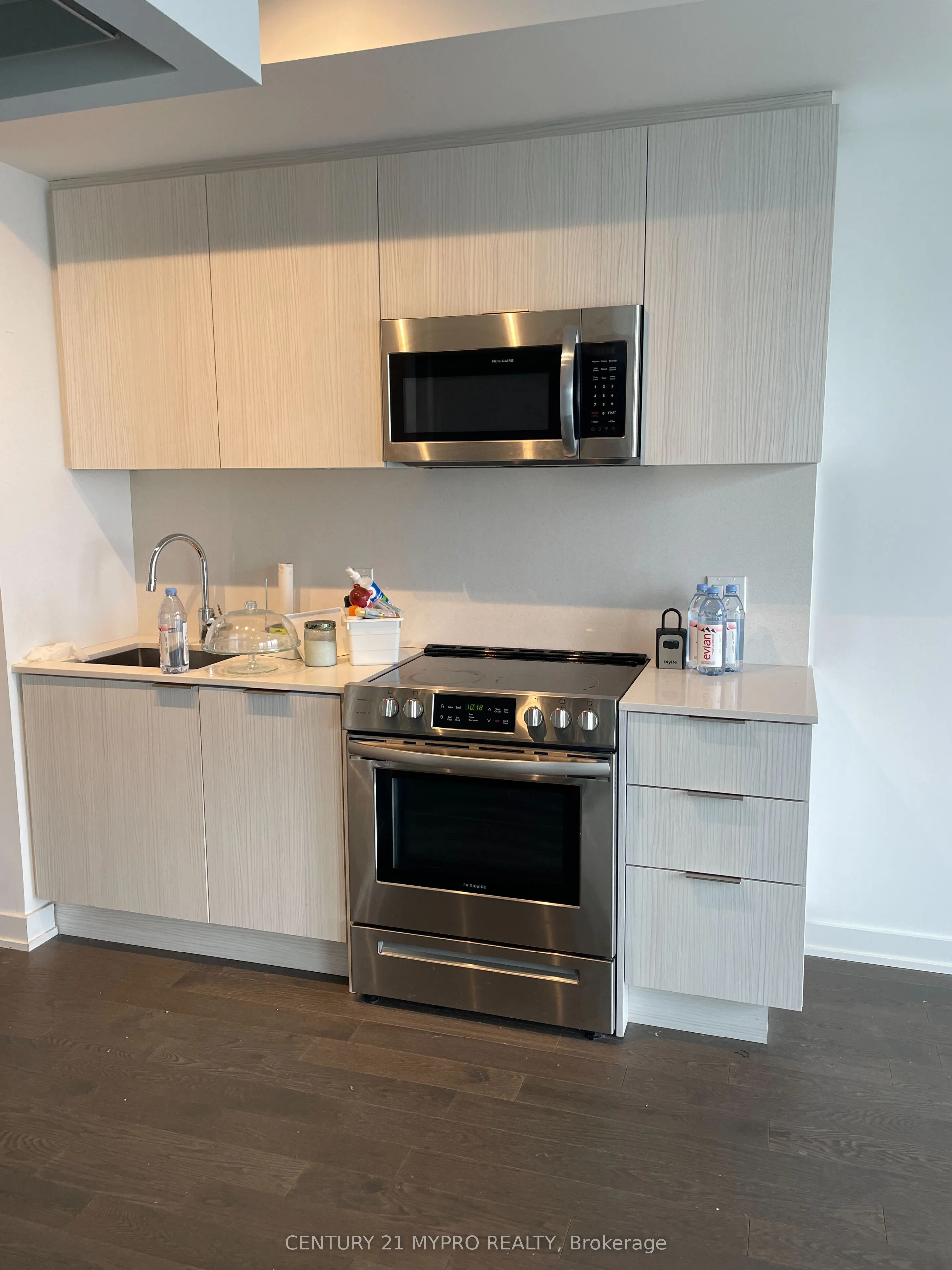 25 Richmond Street E, #3213