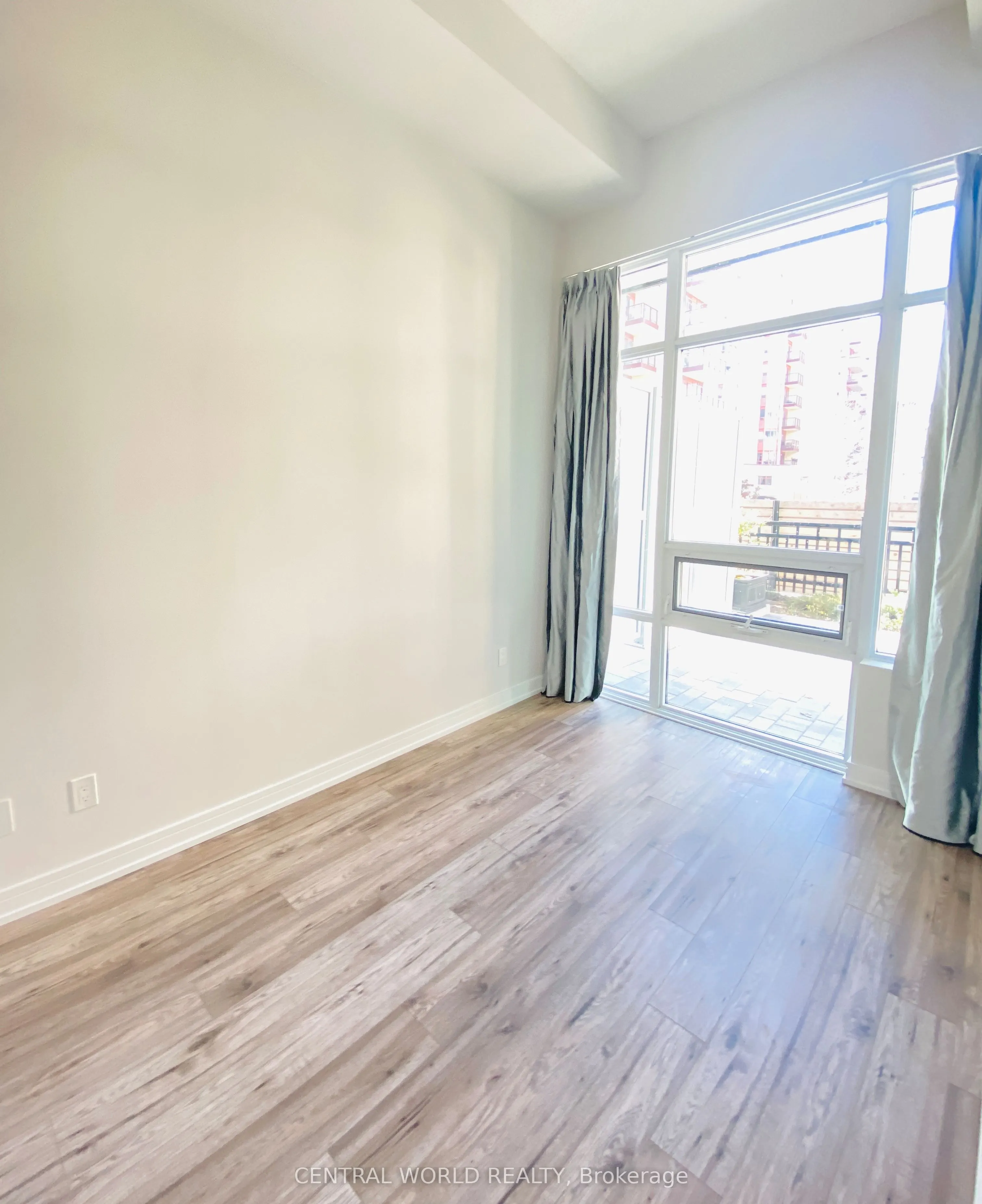 621 Sheppard Avenue E, #122