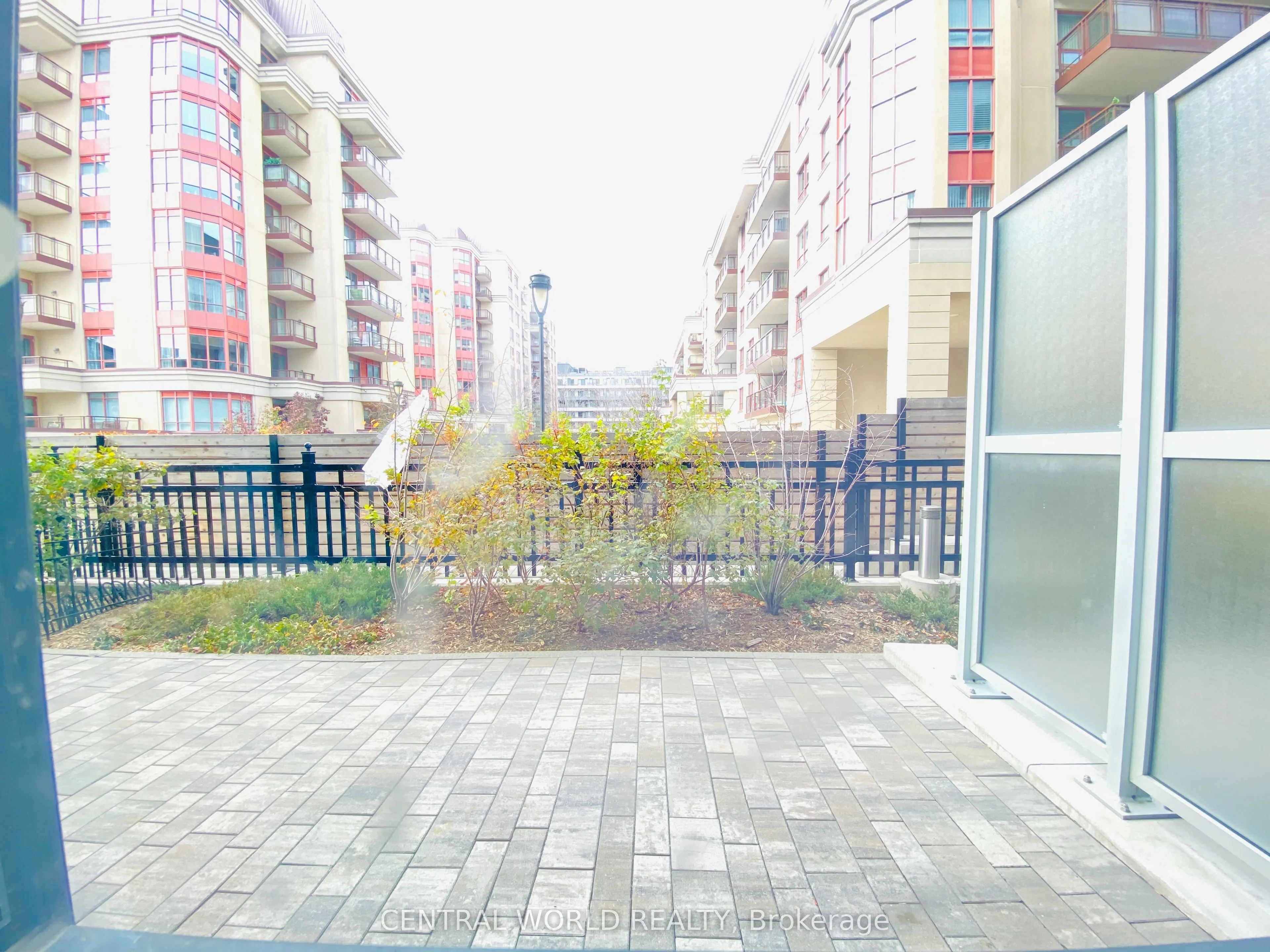621 Sheppard Avenue E, #122