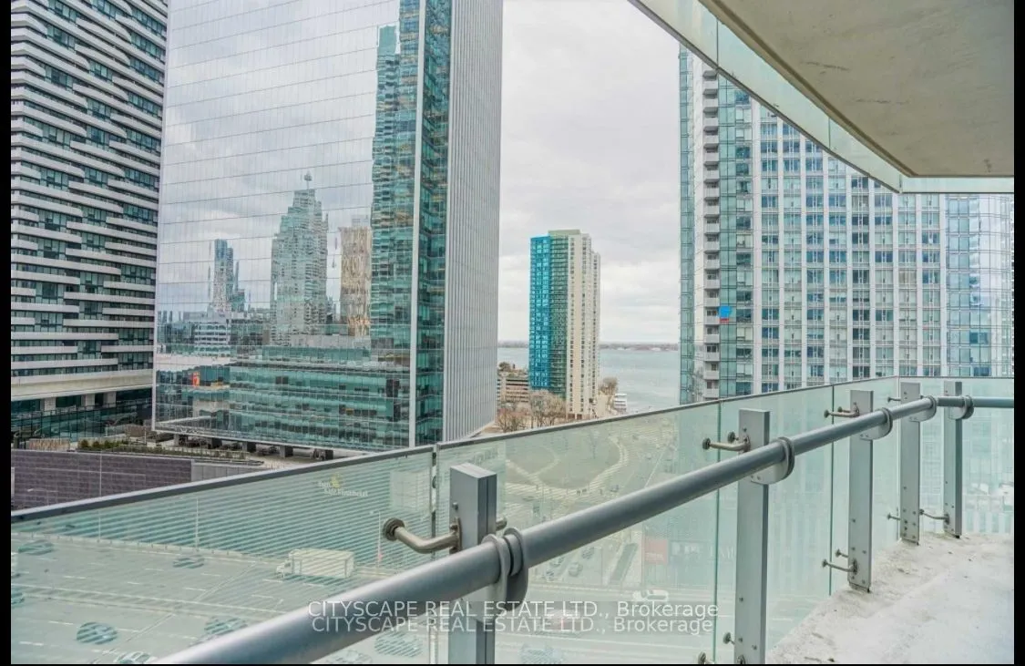14 York Street, #1202