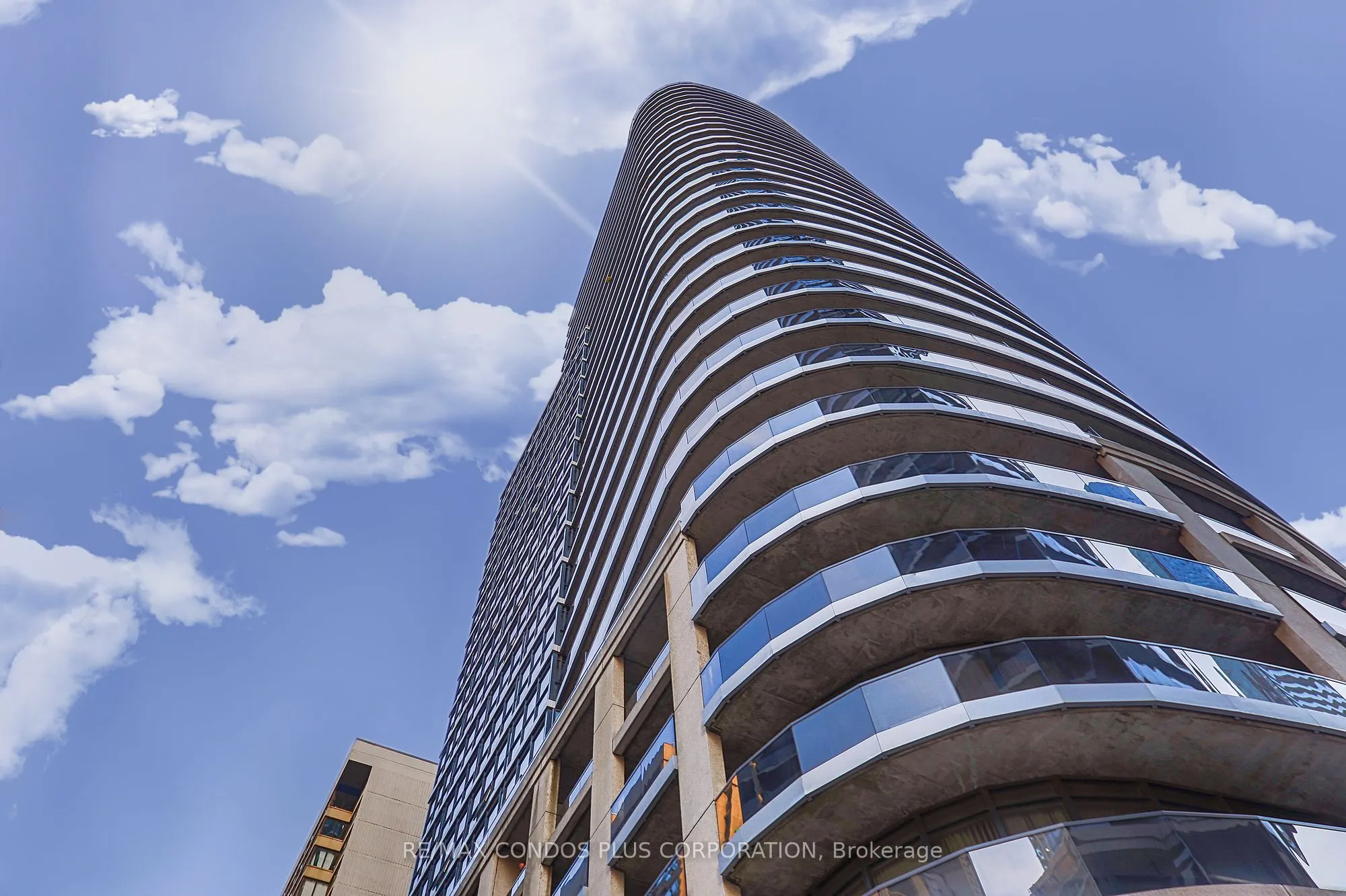 25 Carlton Street, #2210