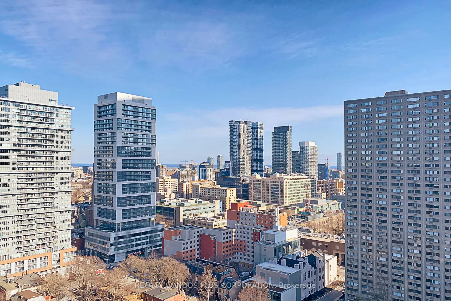 25 Carlton Street, #2210