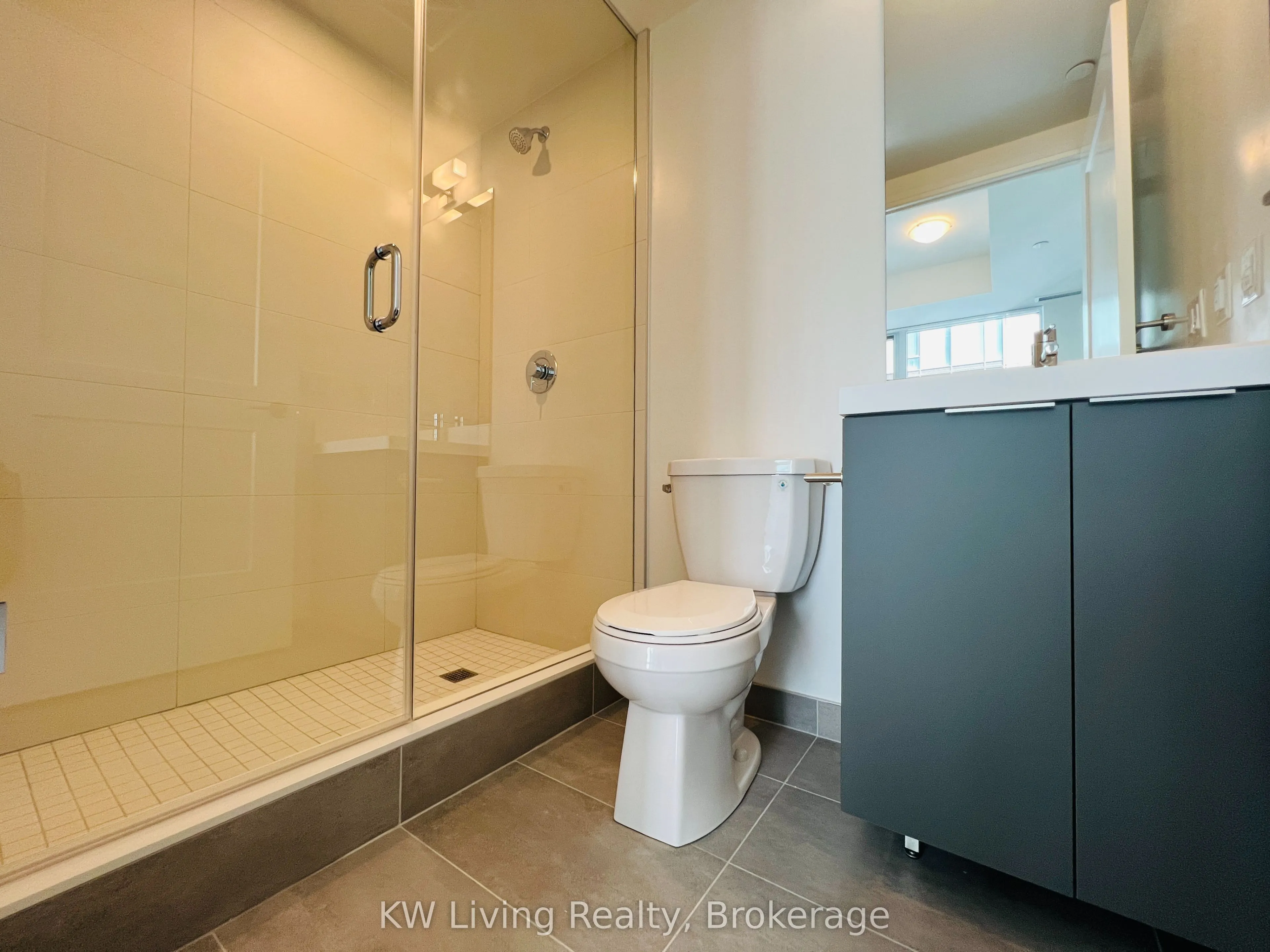 8 Widmer Street, #4103