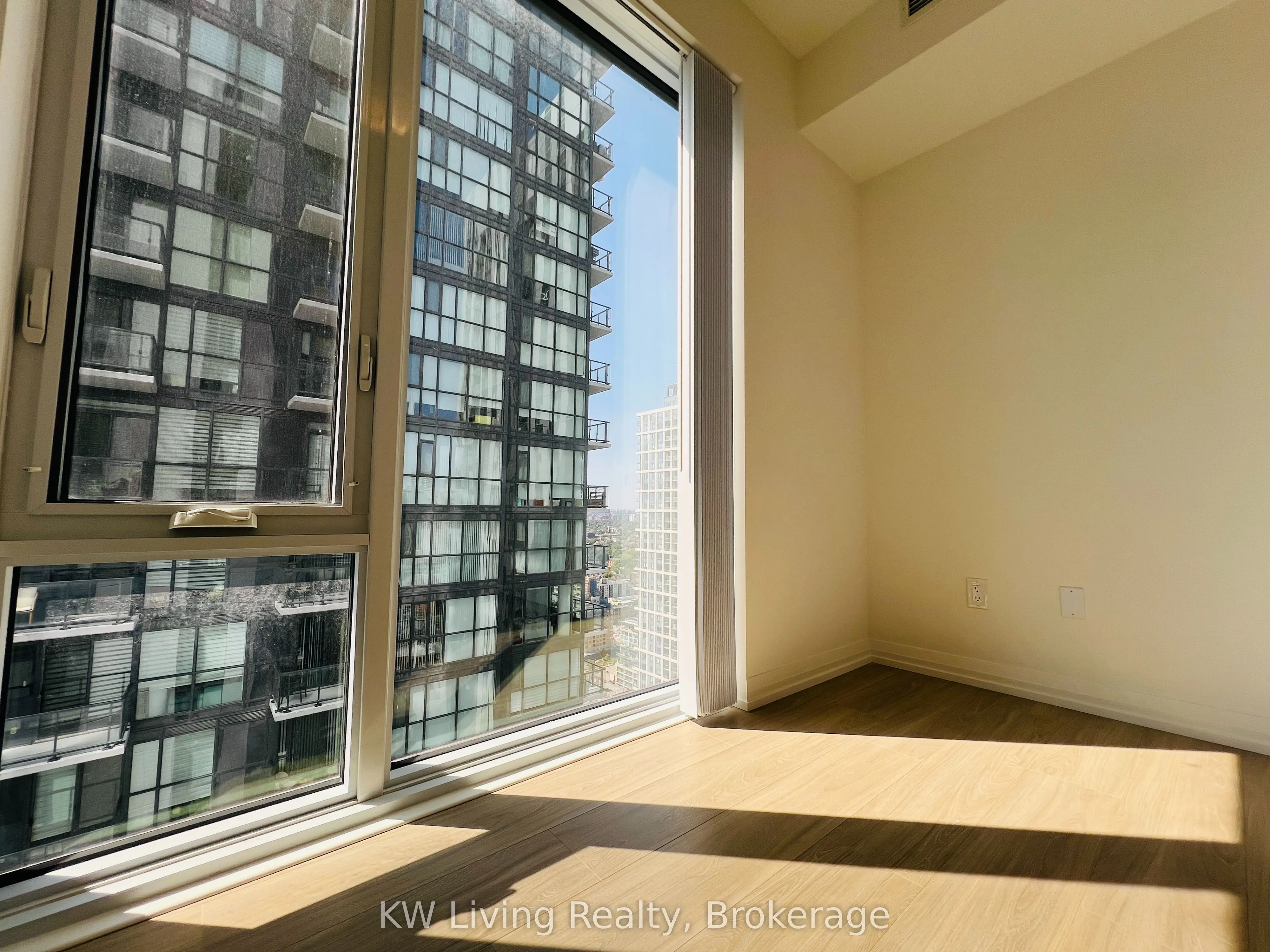 8 Widmer Street, #4103