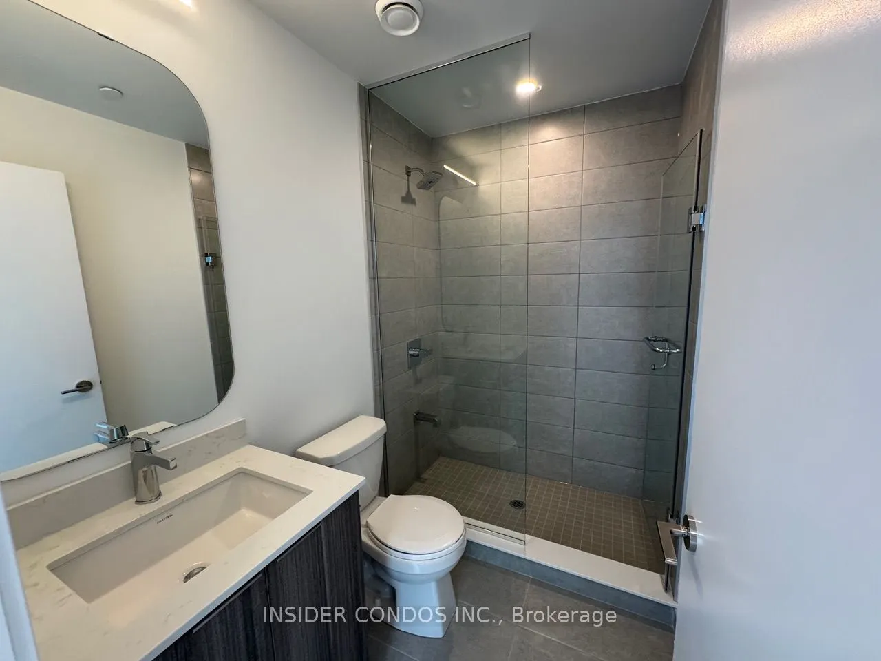 15 Richardson Street, #925