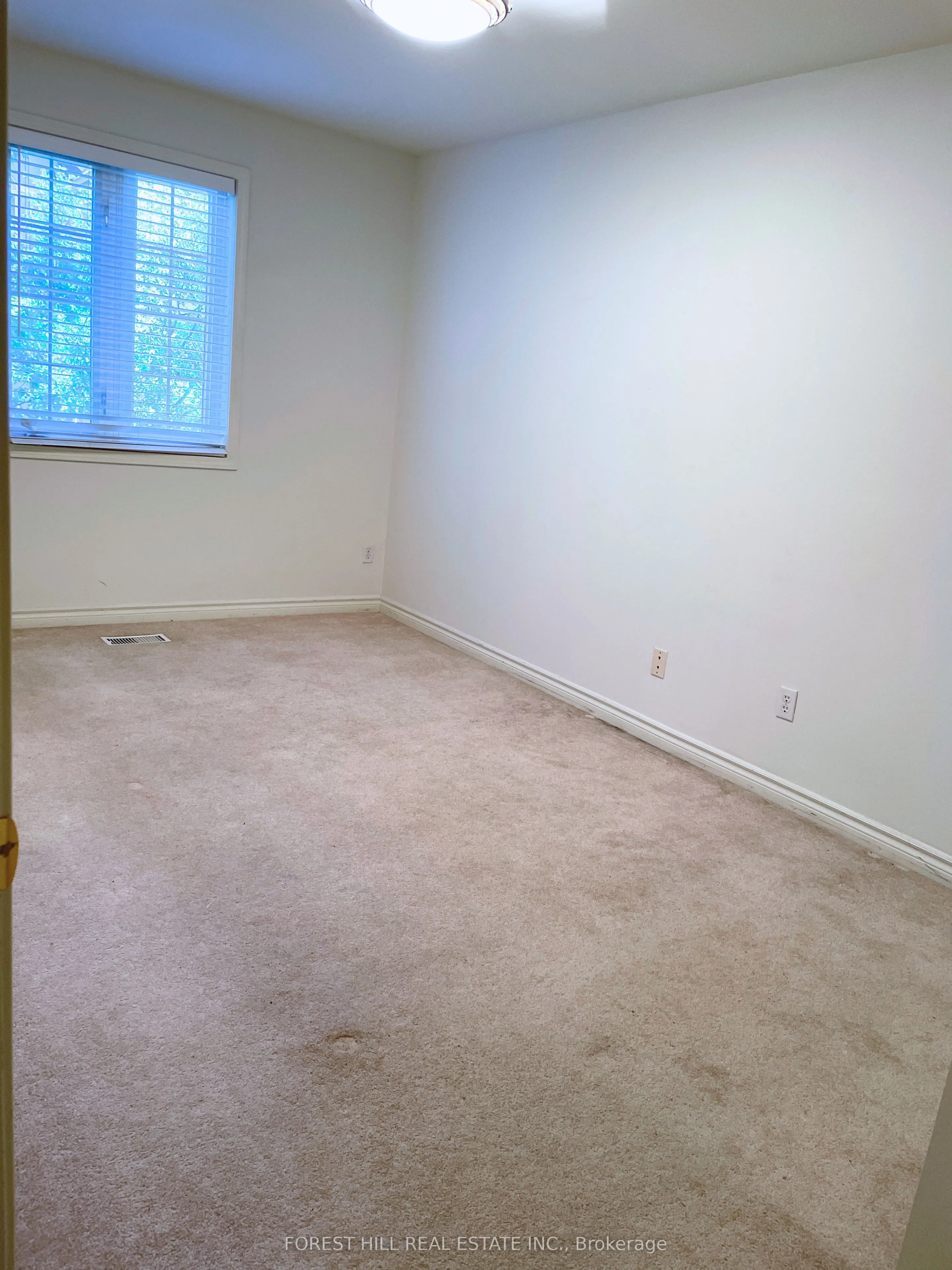 11 Everson Drive, #604 Room B