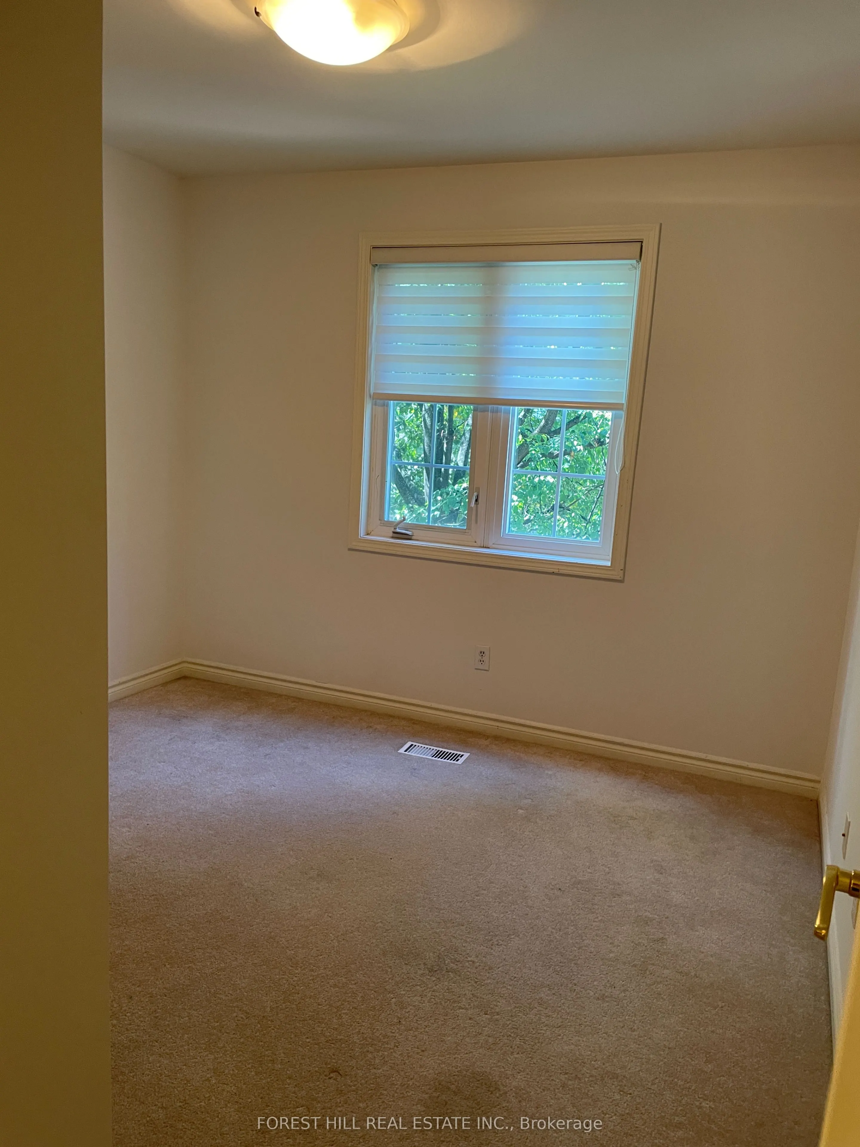 11 Everson Drive, #604 Room C