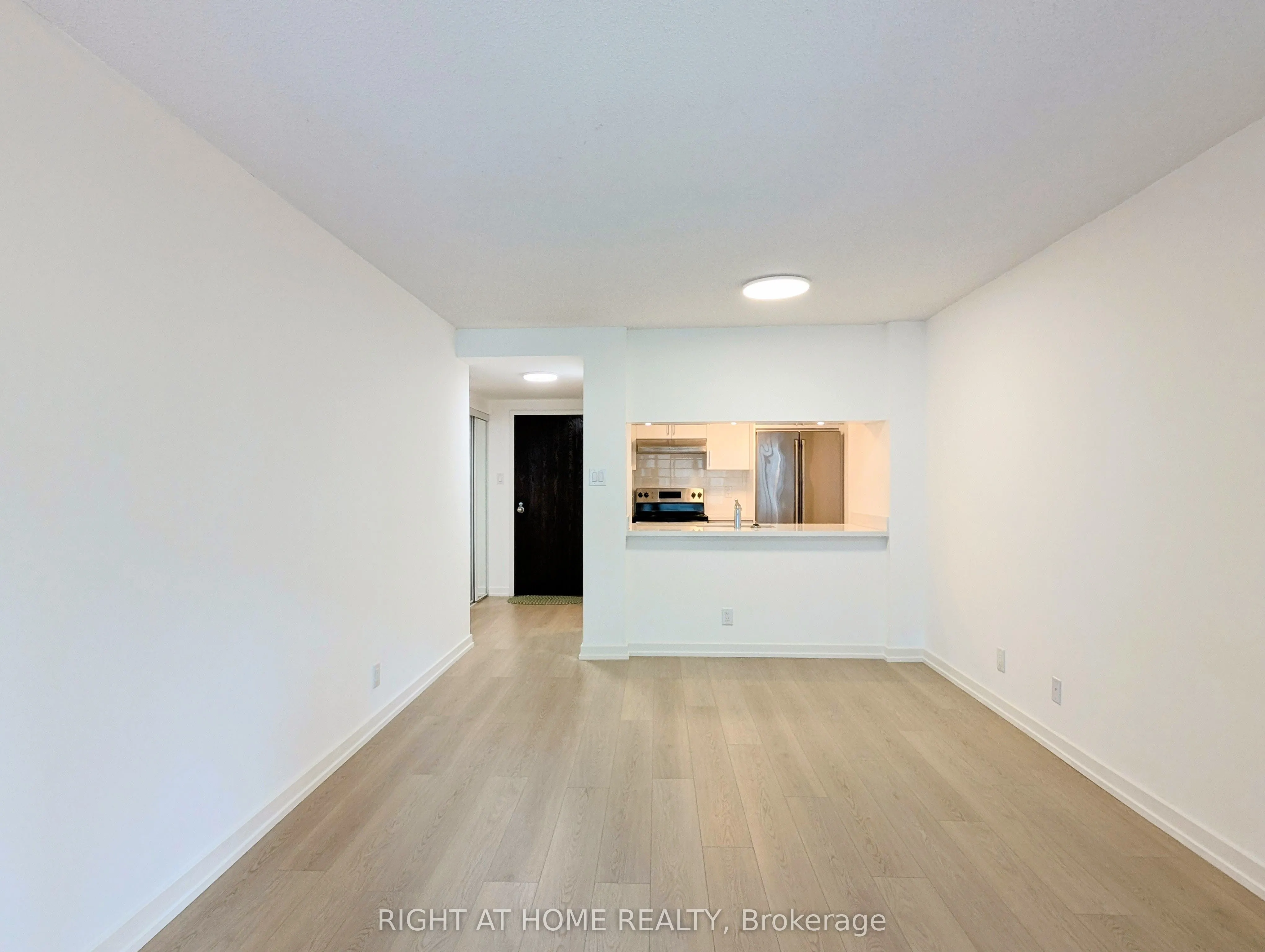 44 Gerrard Street W, #1211