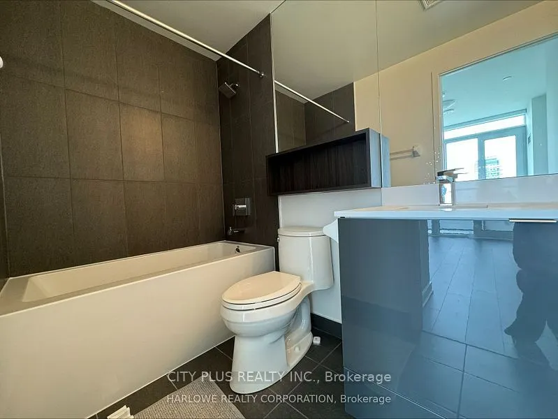 70 Princess Street, #PH3008