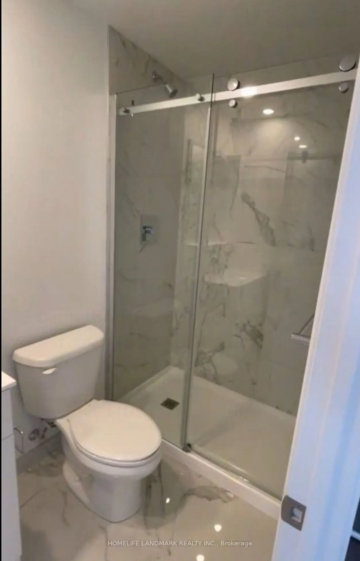 75 Canterbury Place, #2607