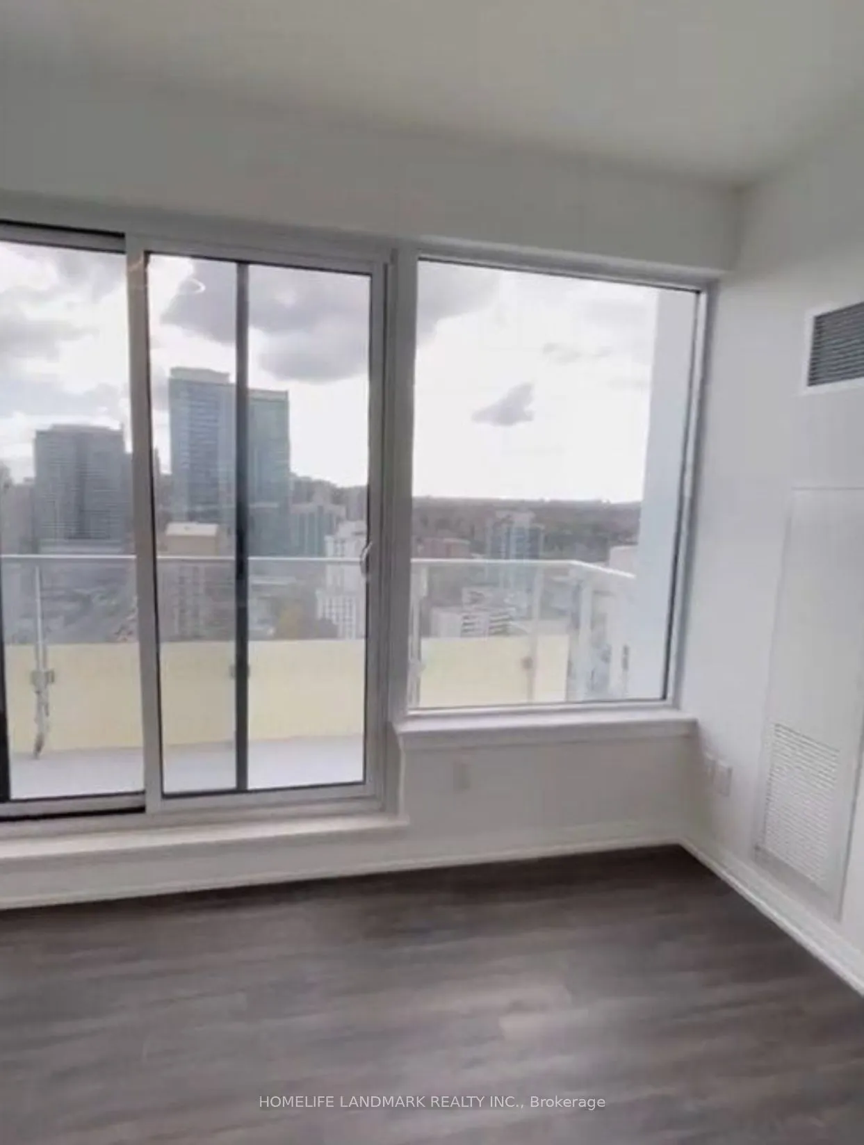 75 Canterbury Place, #2607
