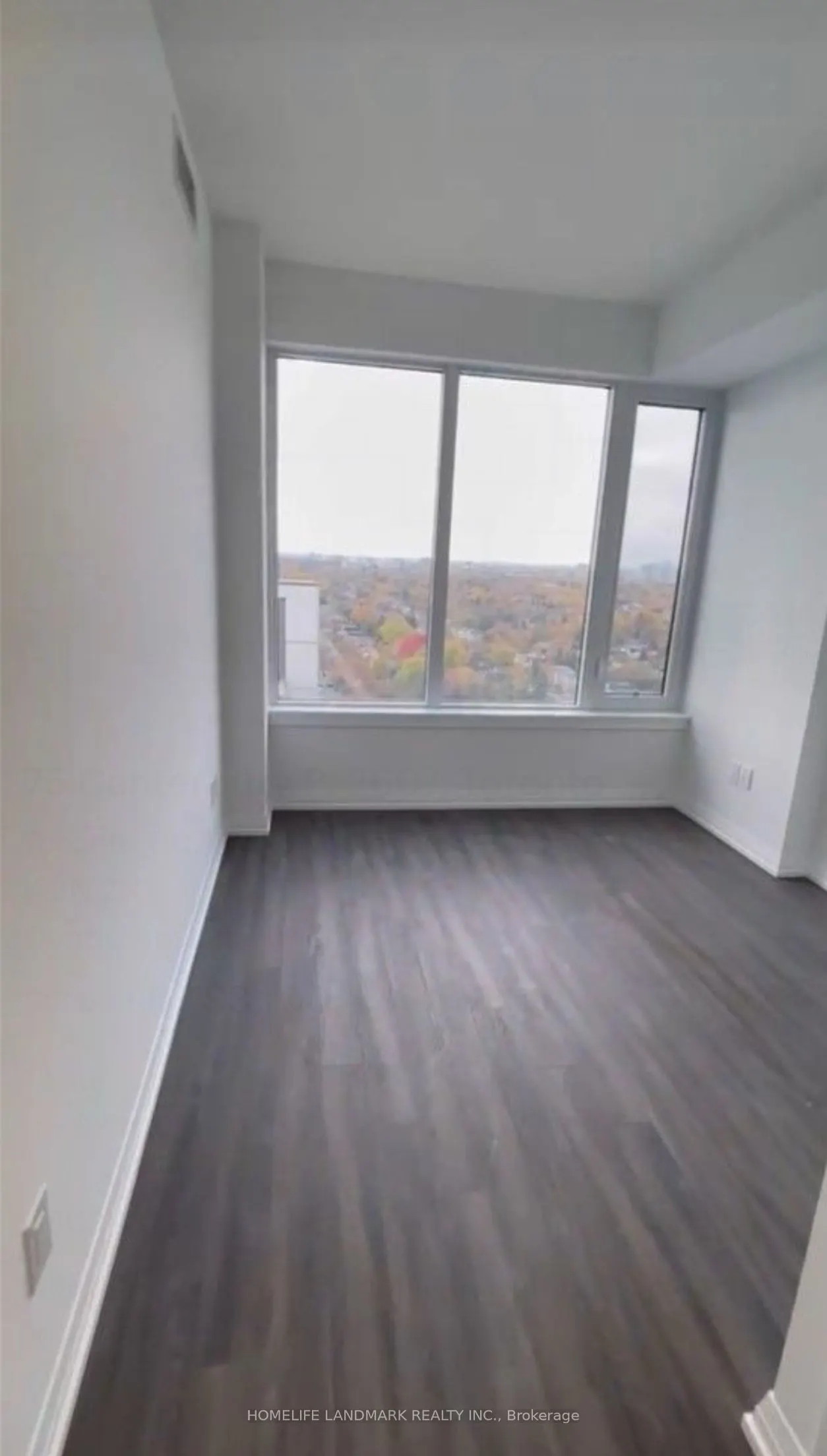 75 Canterbury Place, #2607