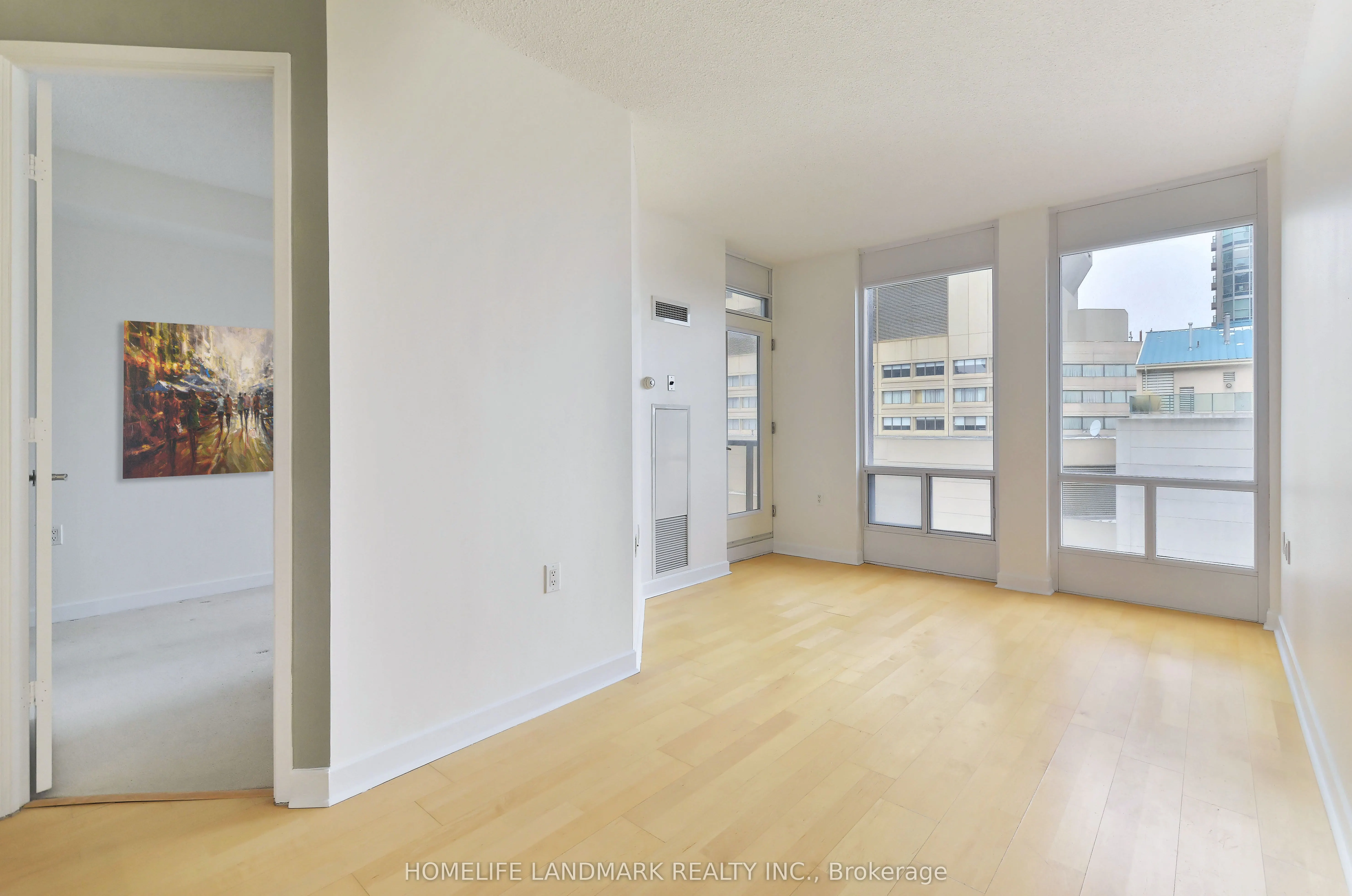 85 Bloor Street E, #1203