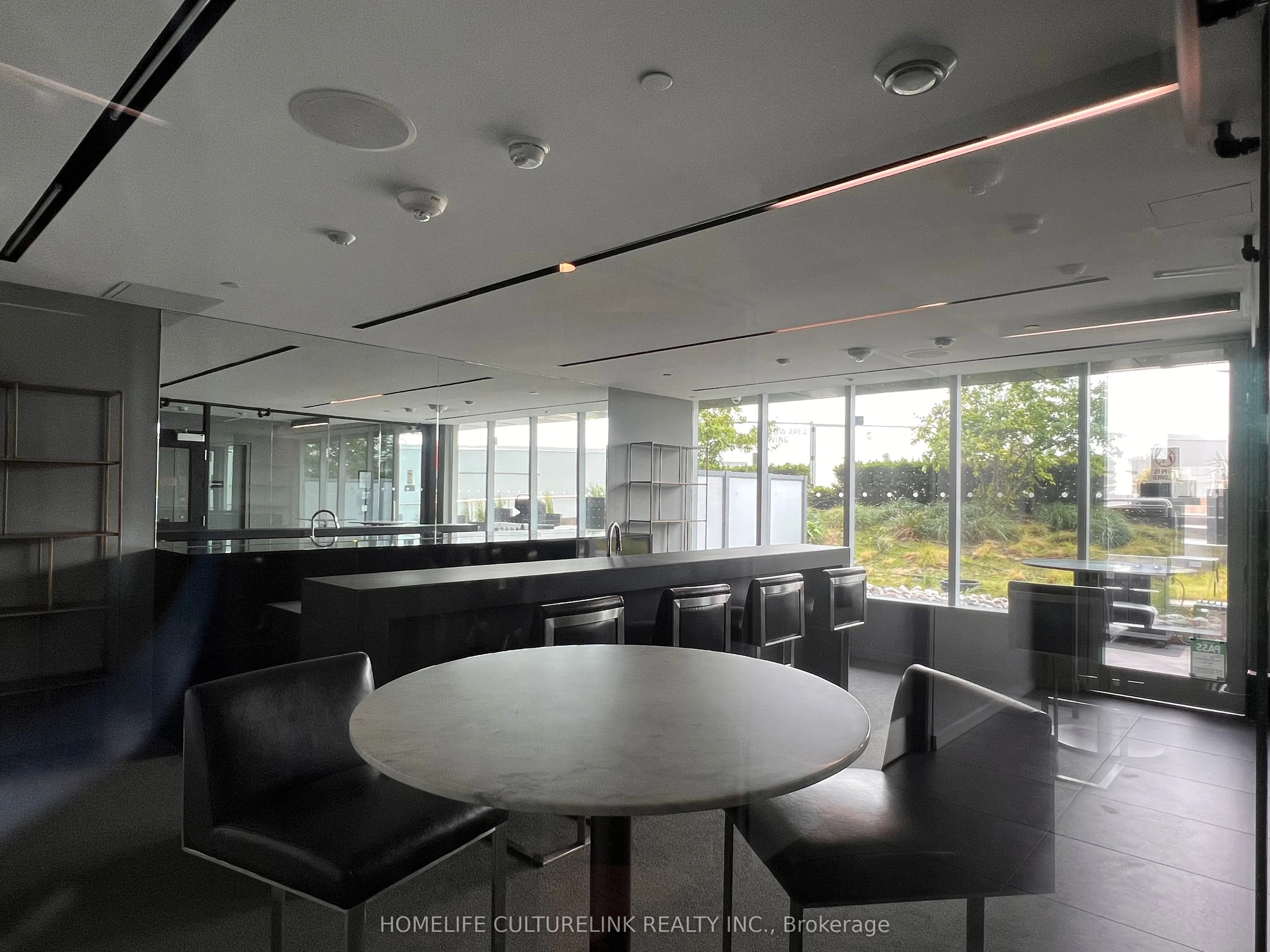 170 Bayview Avenue, #2504