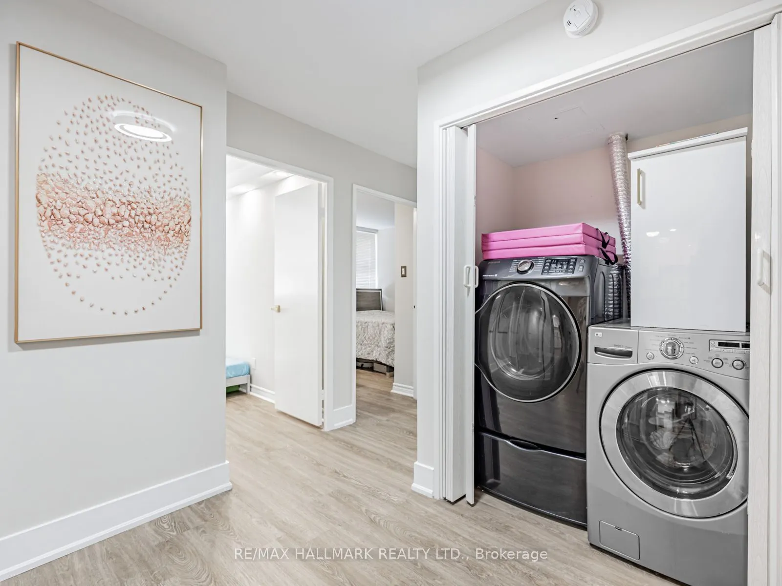 40 Sunrise Avenue, #104