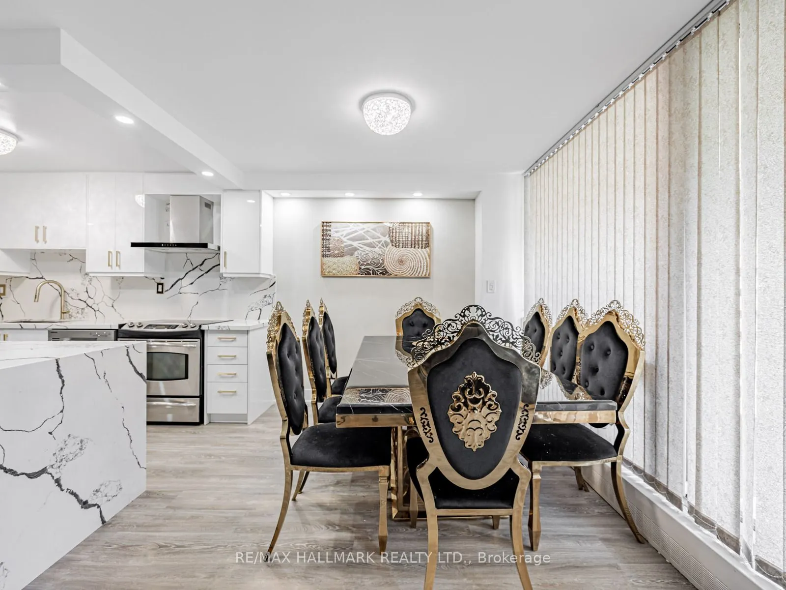 40 Sunrise Avenue, #104