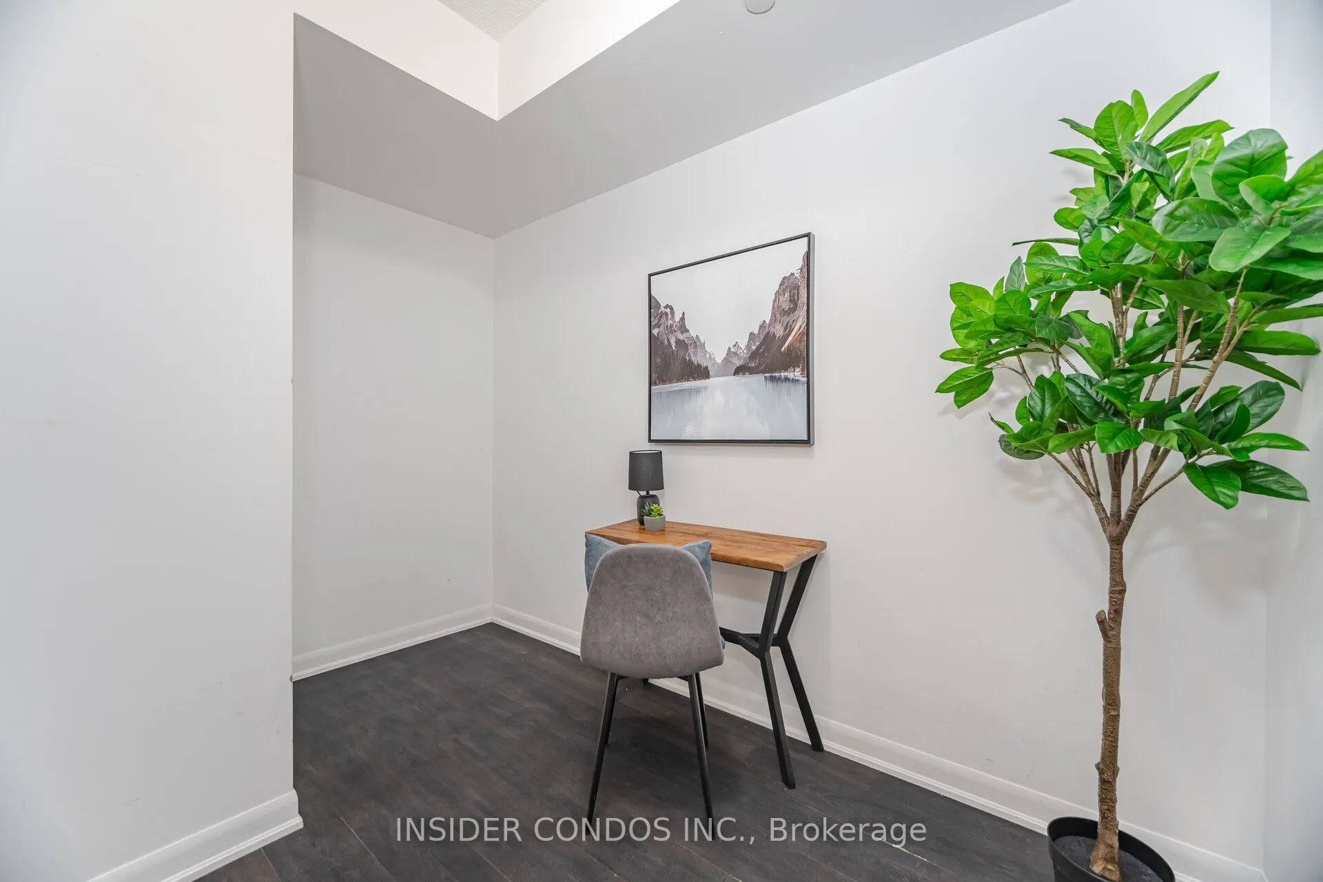 5168 Yonge Street, #3207