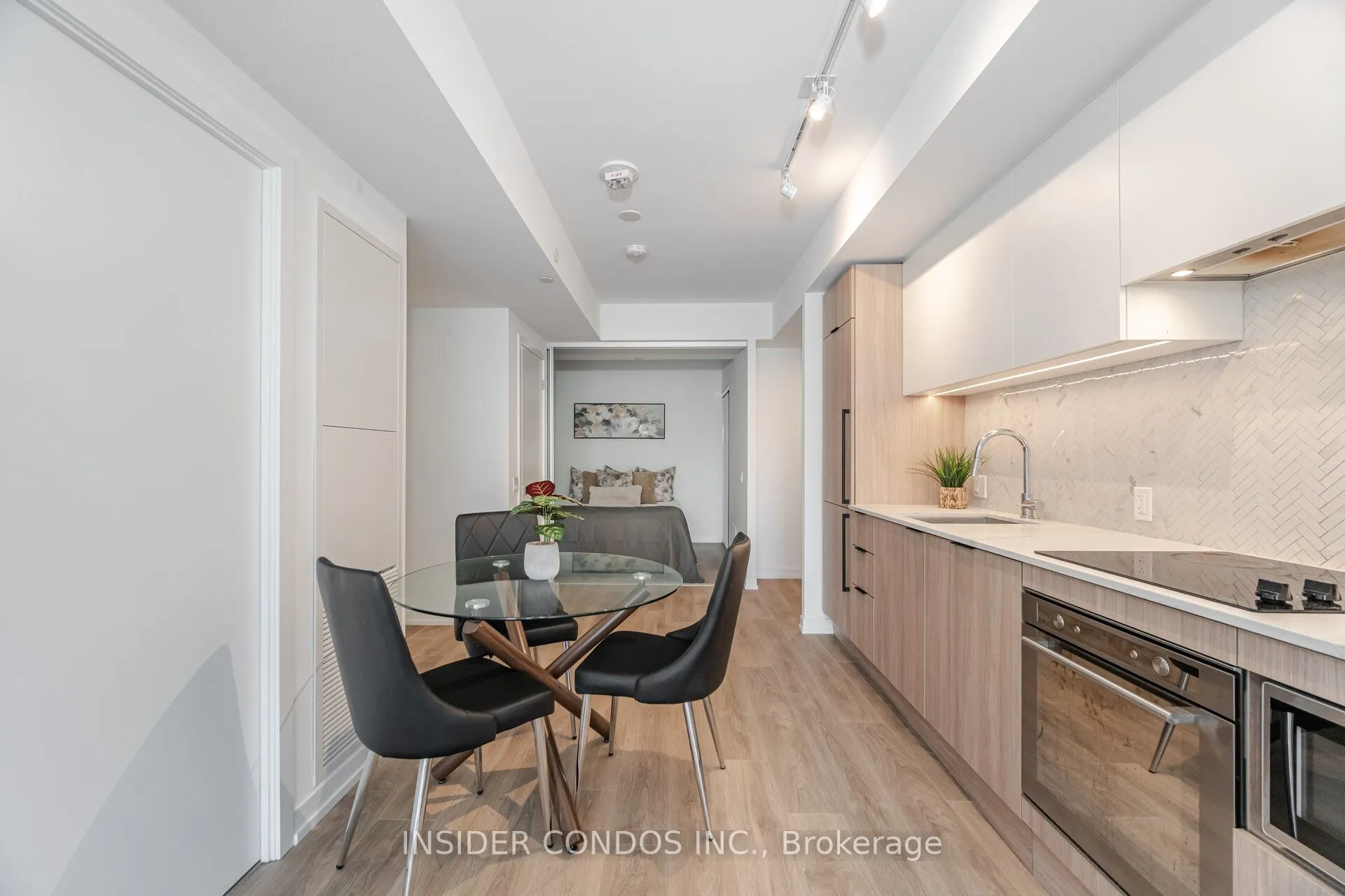 82 Dalhousie Street, #909