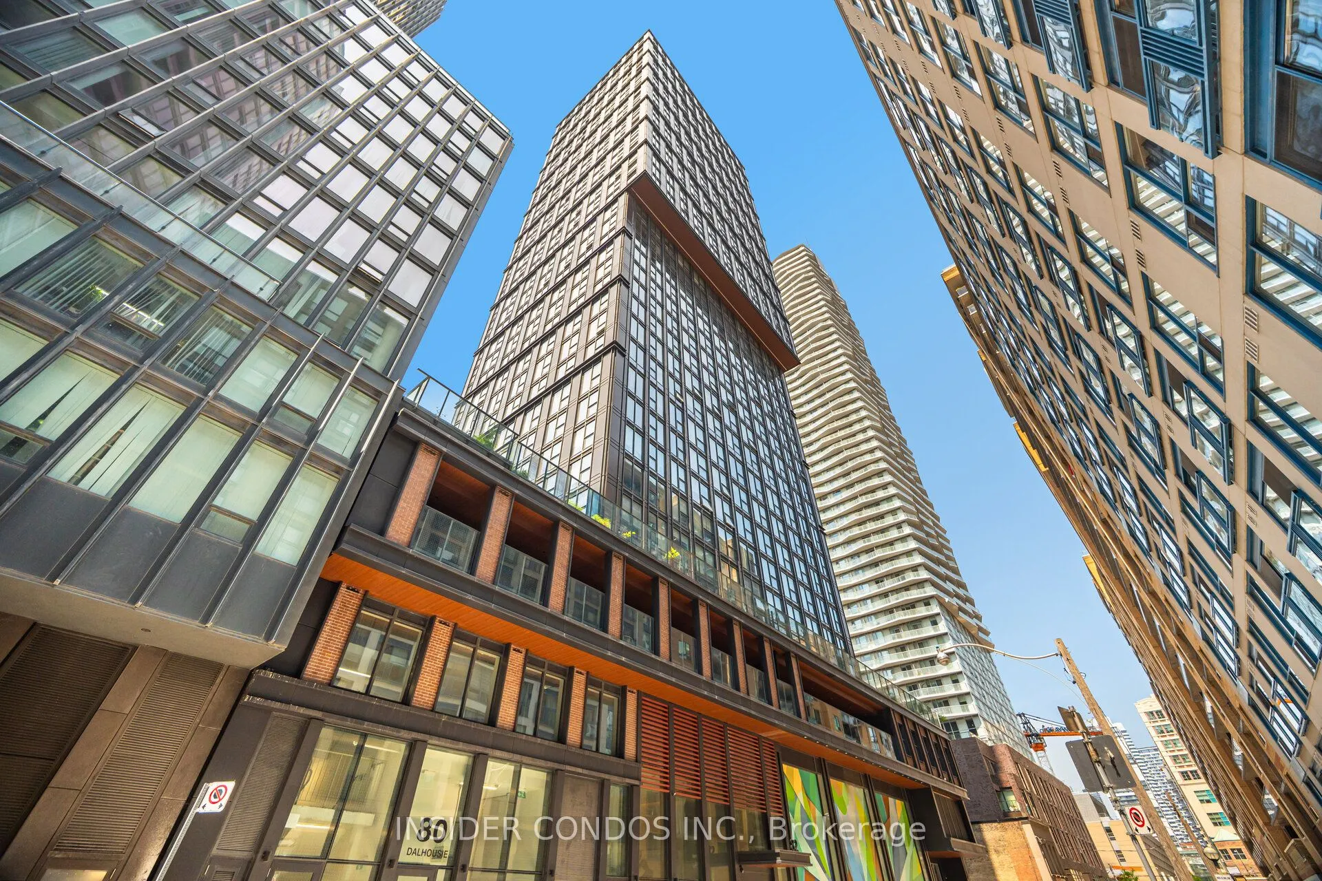 82 Dalhousie Street, #909