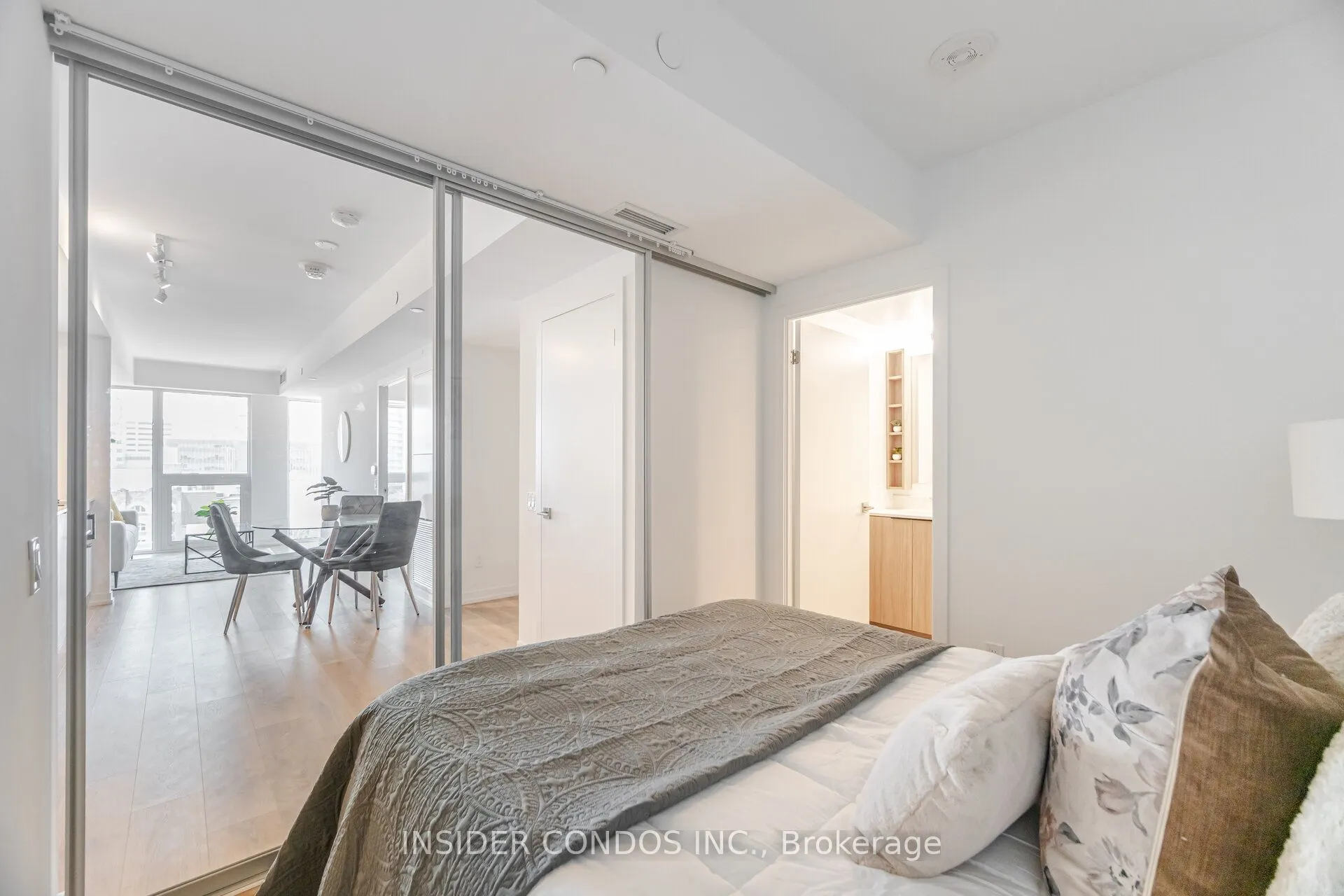 82 Dalhousie Street, #909