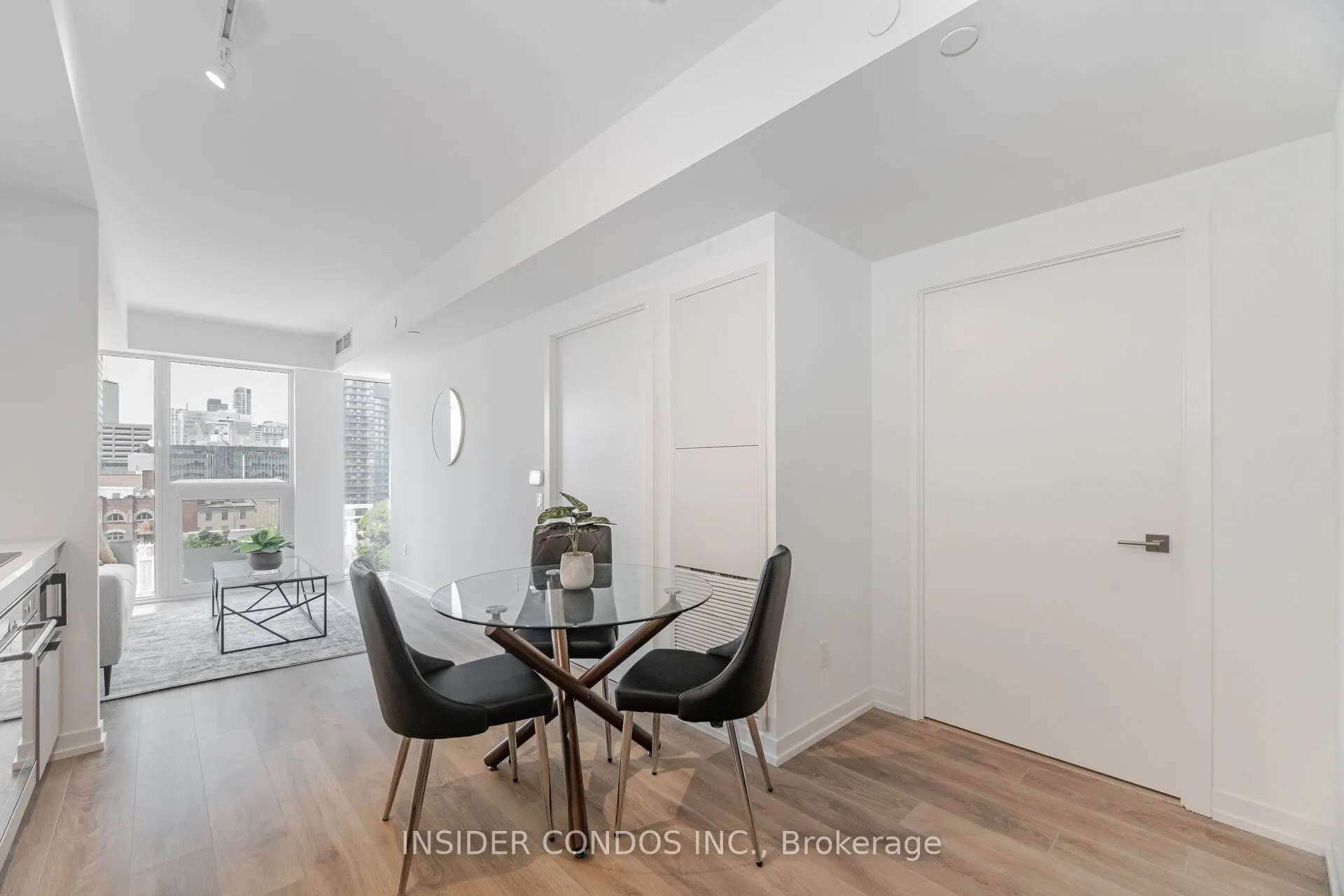 82 Dalhousie Street, #909