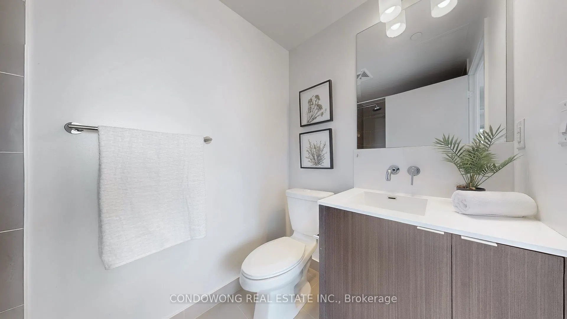 100 Harbour Street, #4102