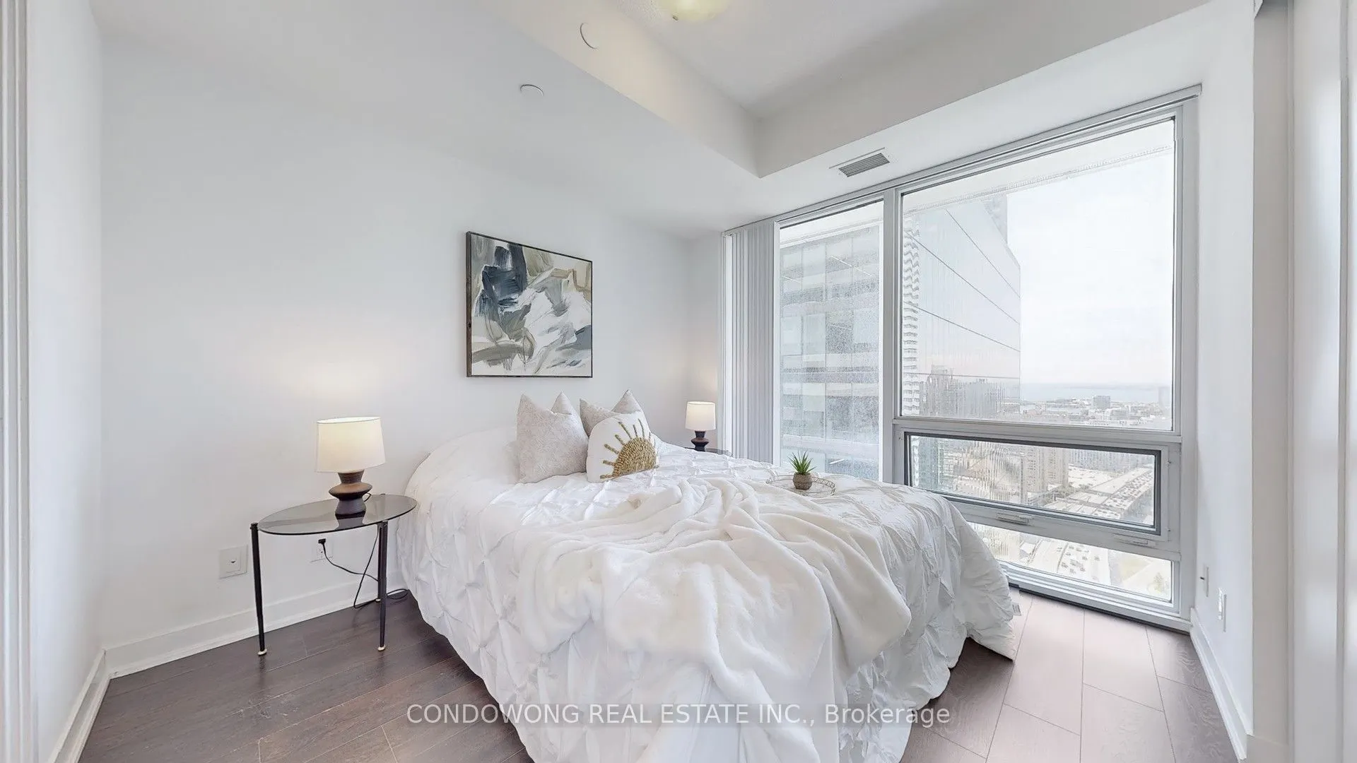 100 Harbour Street, #4102