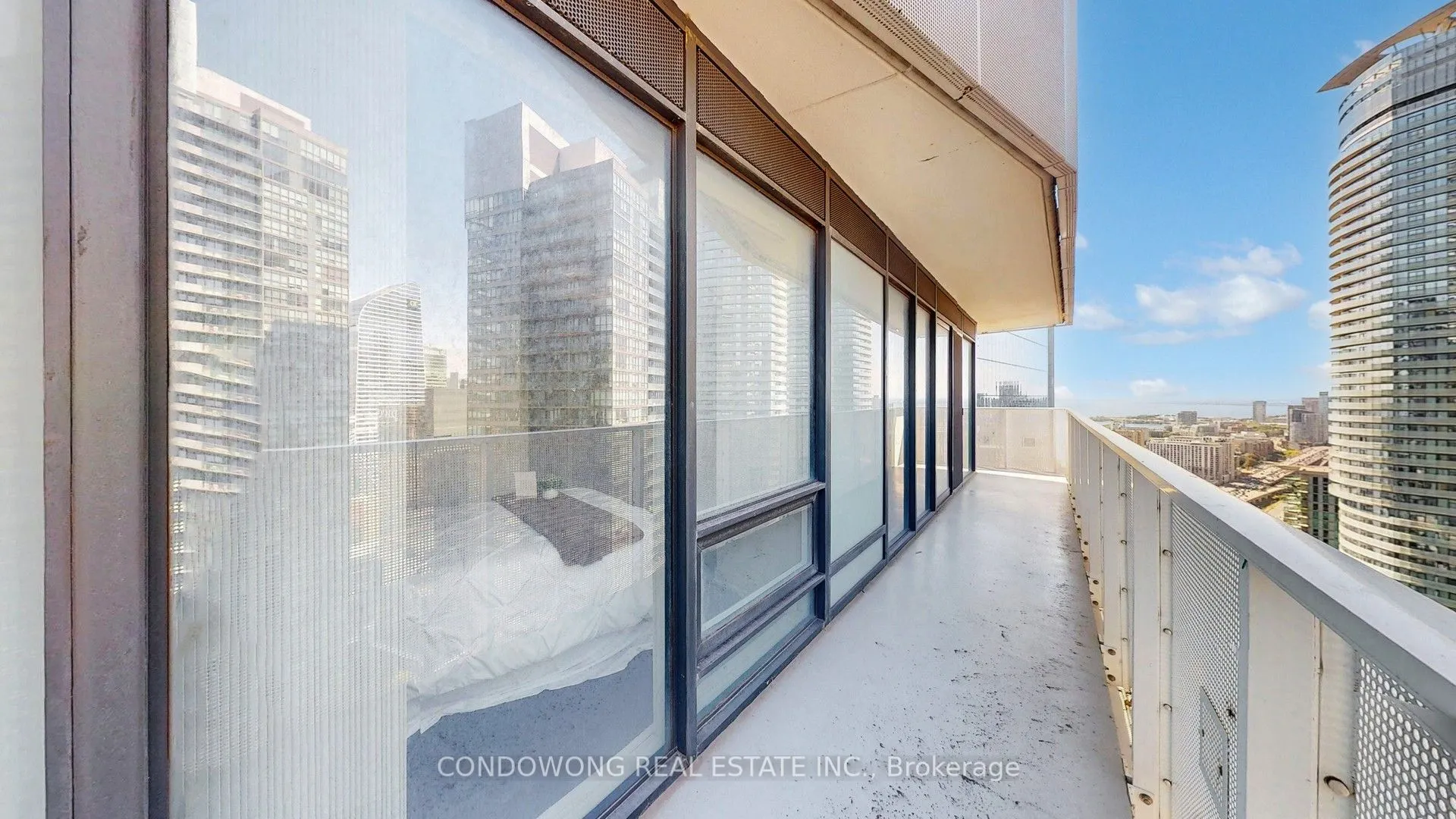 100 Harbour Street, #4102