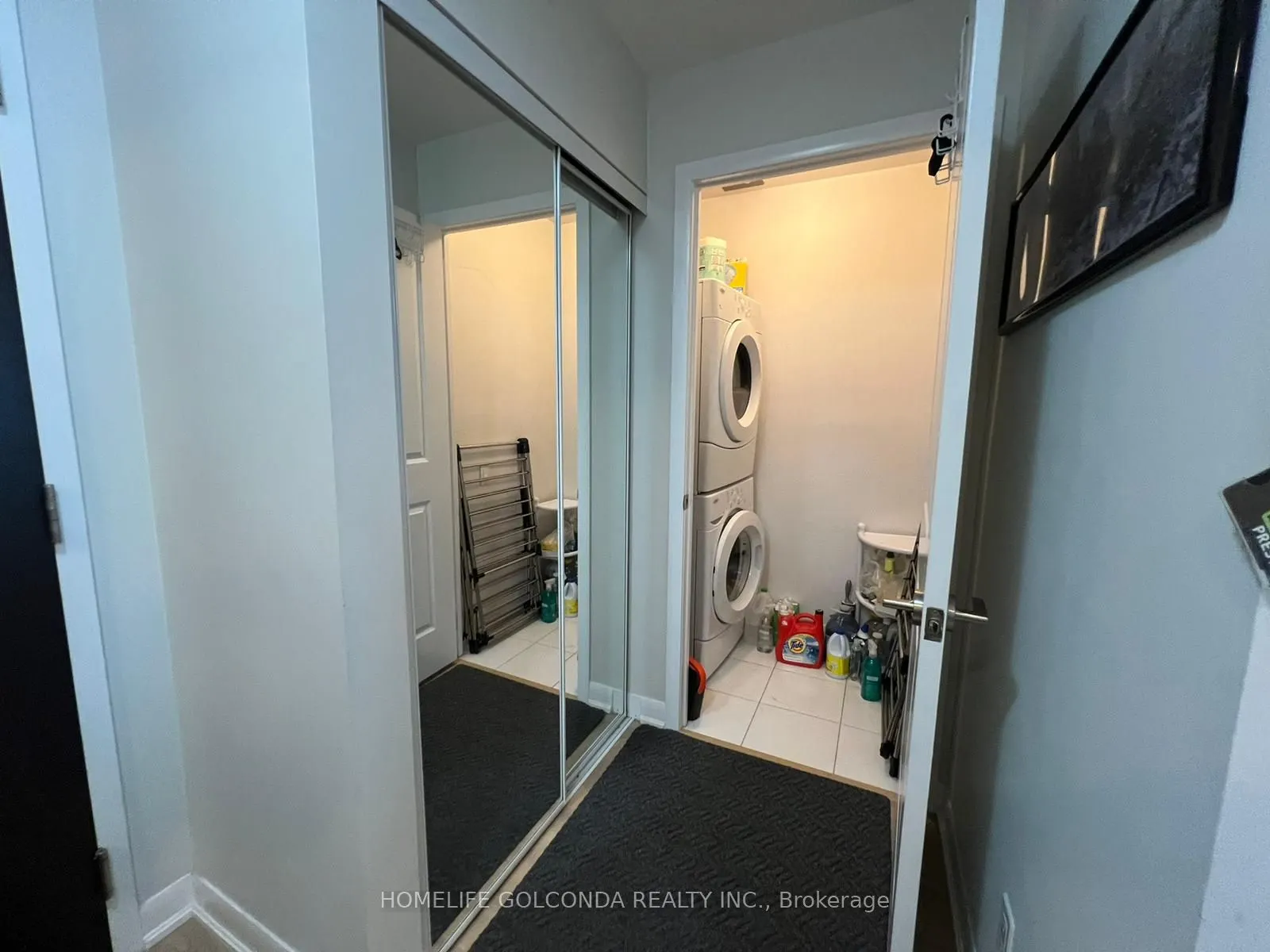 5168 Yonge Street, #102