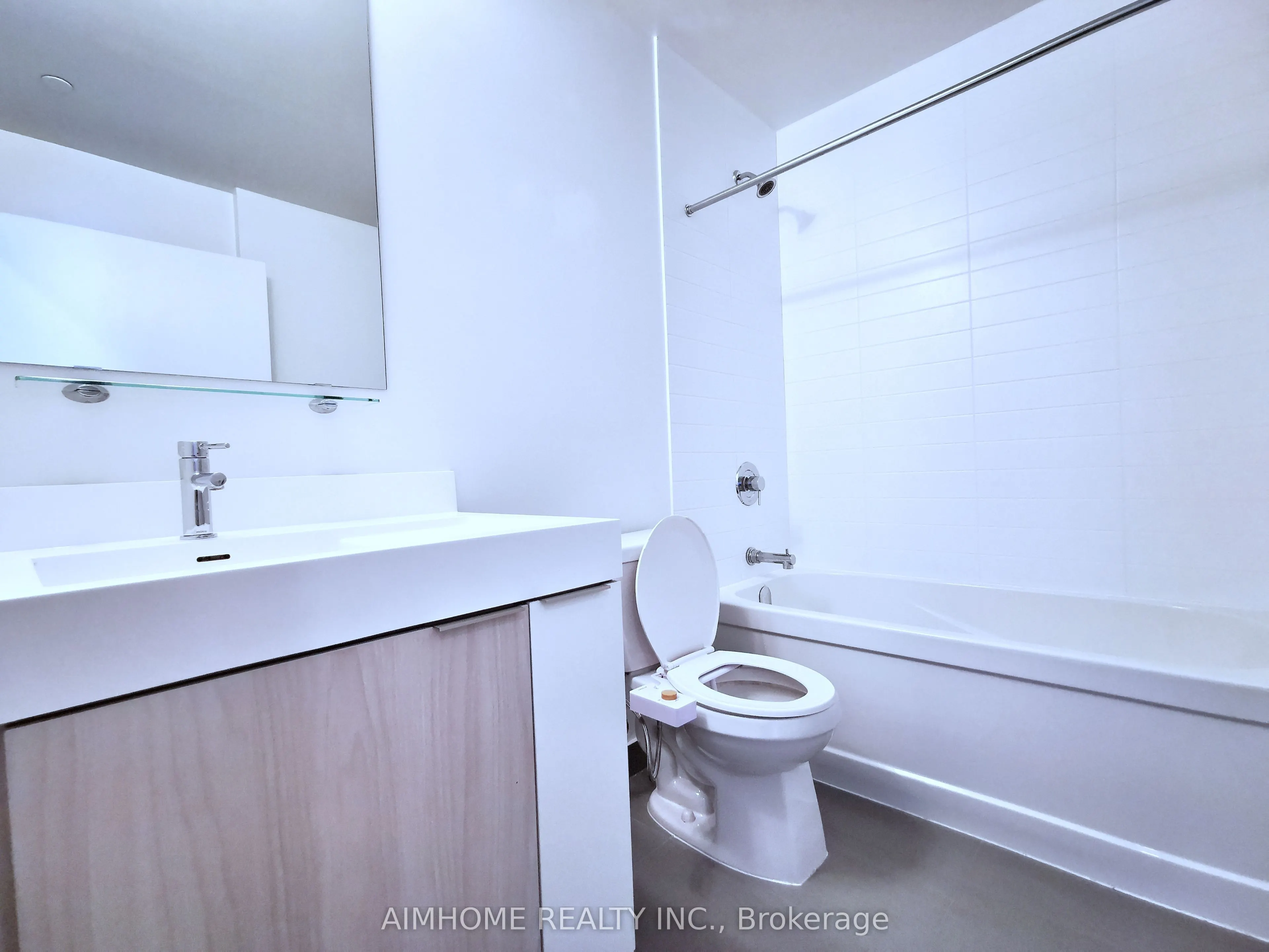 20 Tubman Avenue, #1810