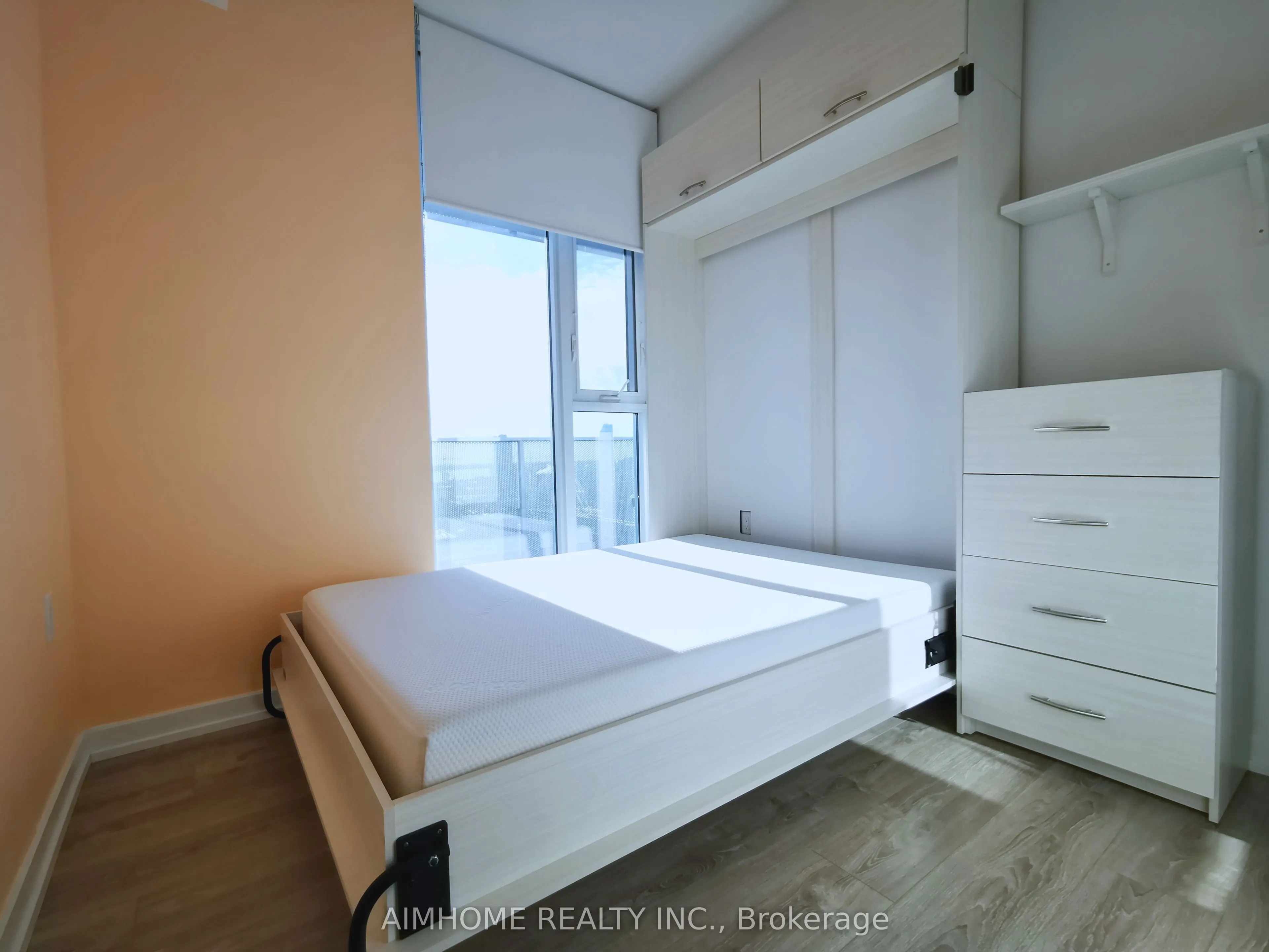 20 Tubman Avenue, #1810